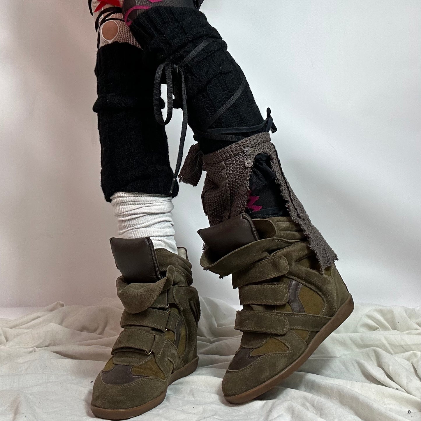 Suede Wedge Sneakers 39/40