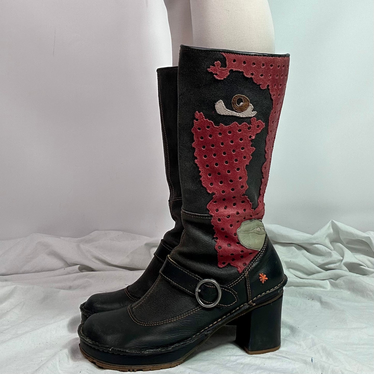 The Art Company Vintage Face Heel Boots
