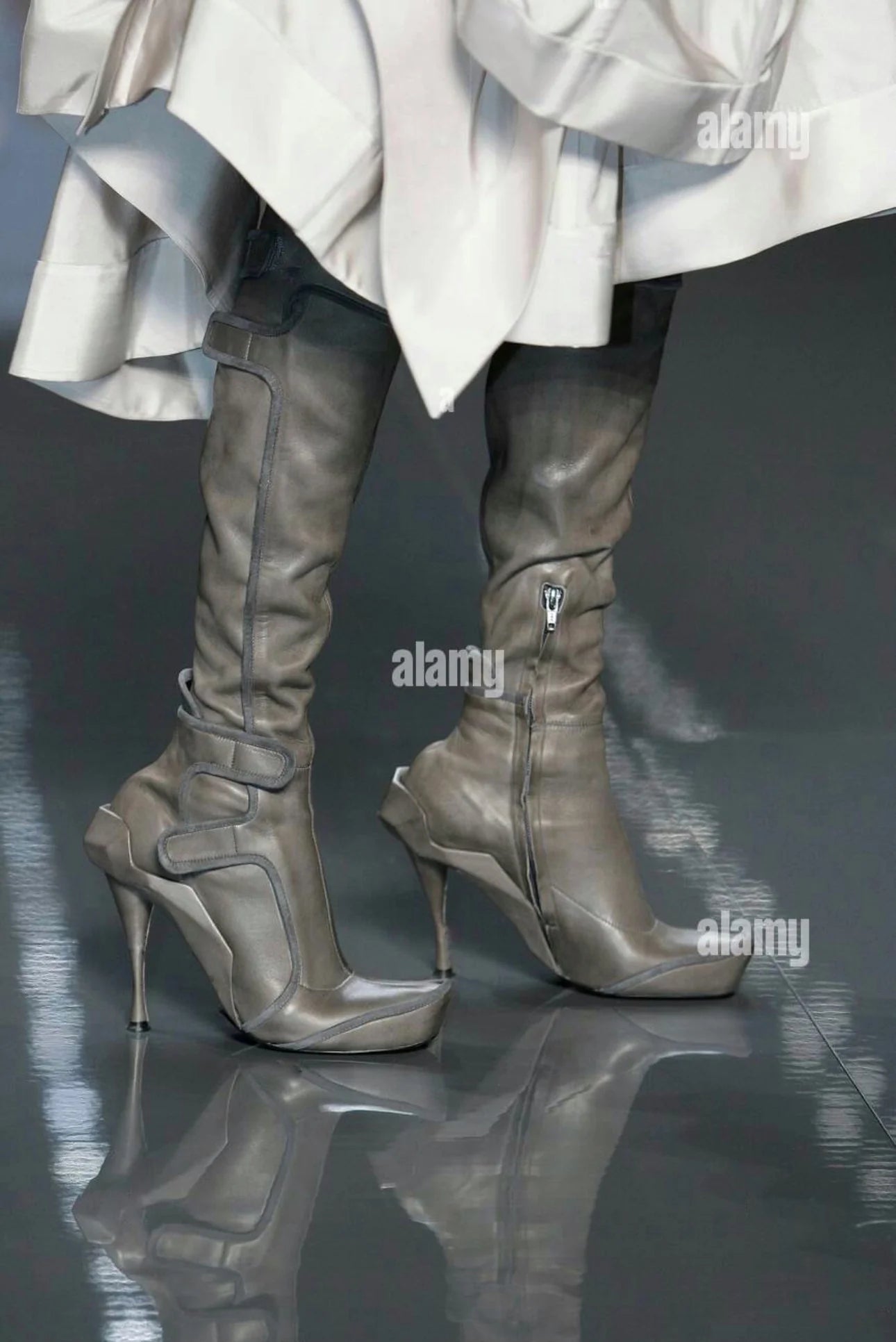 Celine FW2008 Leather Runway Boots 37/38 EU DEADSTOCK / FINAL SALE