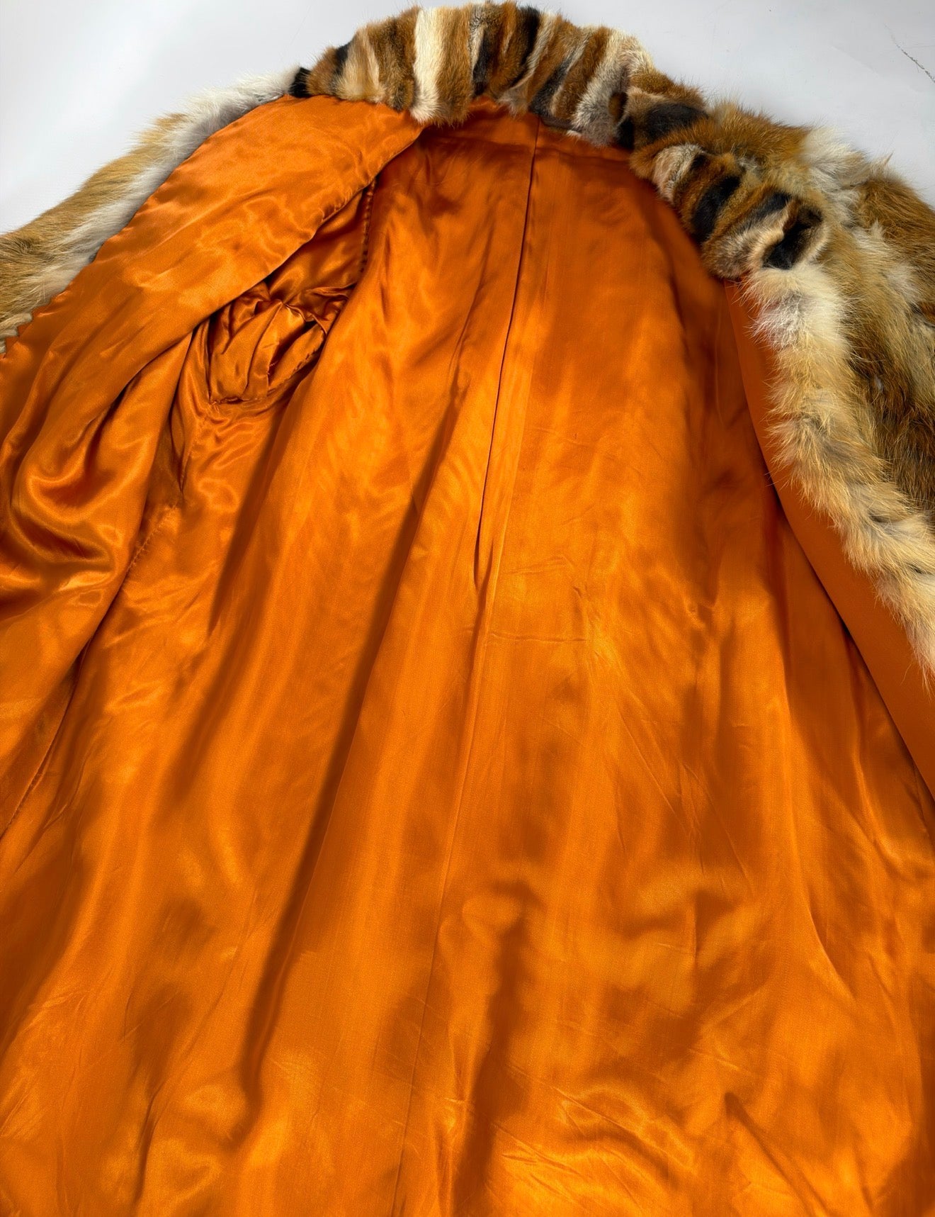 Vintage Long Fox Fur Fluffy Coat — M/L