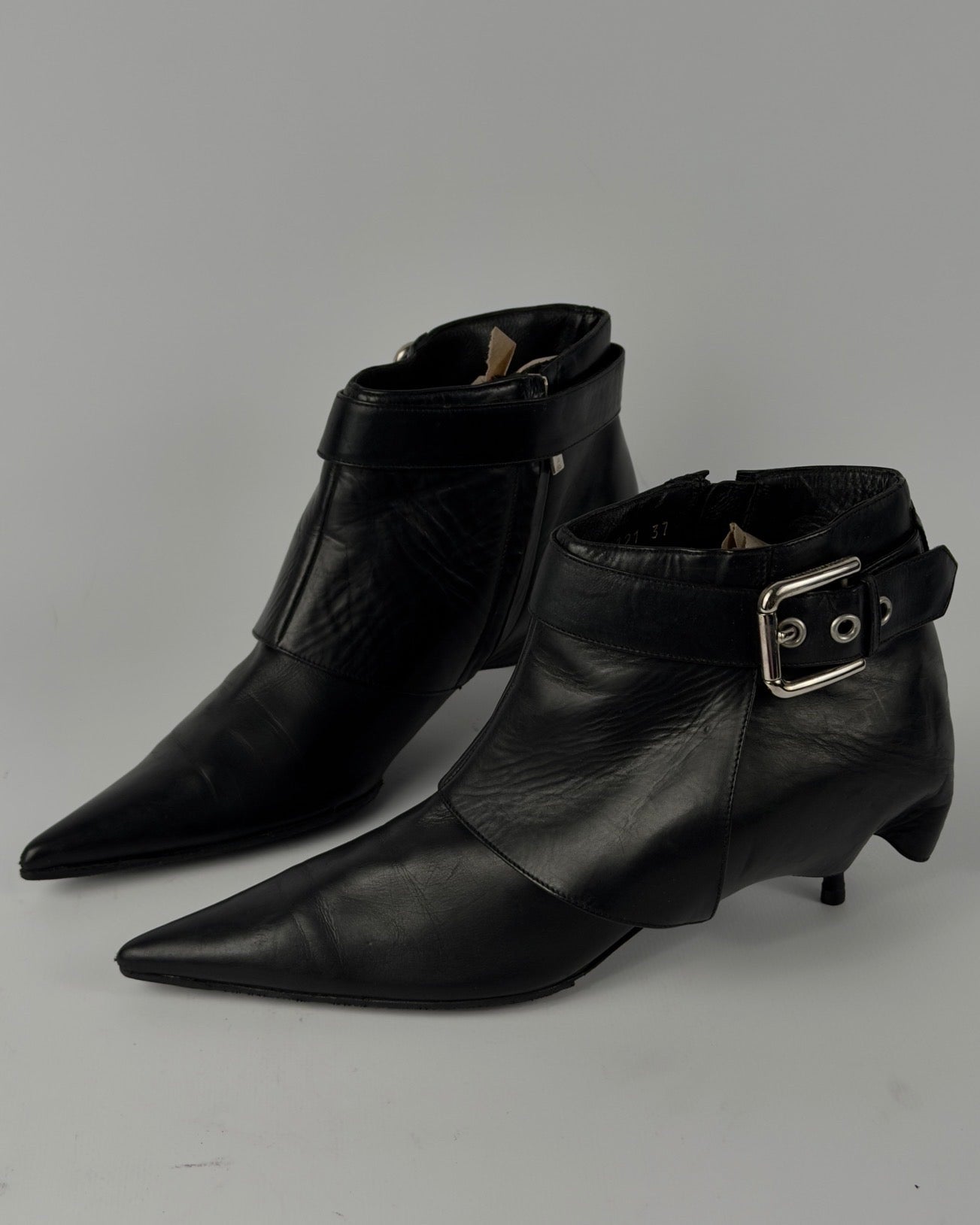 Dolce & Gabbana 2003 Buckle Boots — 37