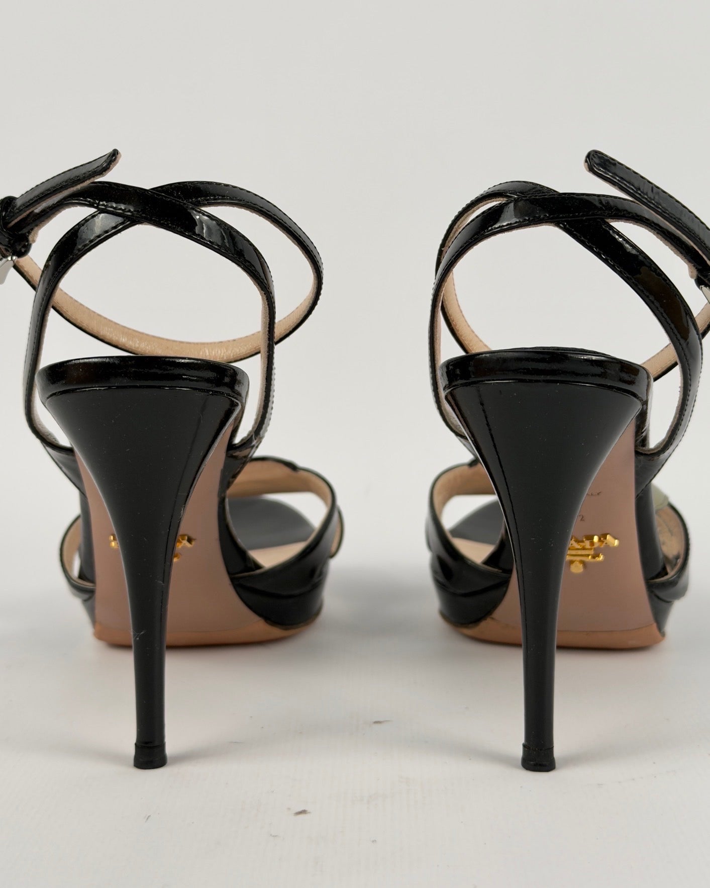 Prada SS12 Smoking Lips Heels β 36.5