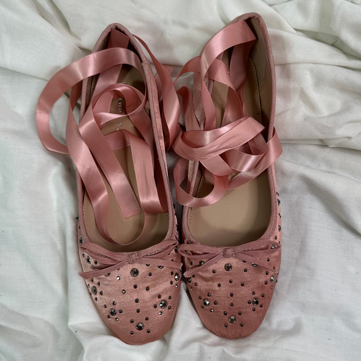 Vintage Lace Wrap Ballet Flats