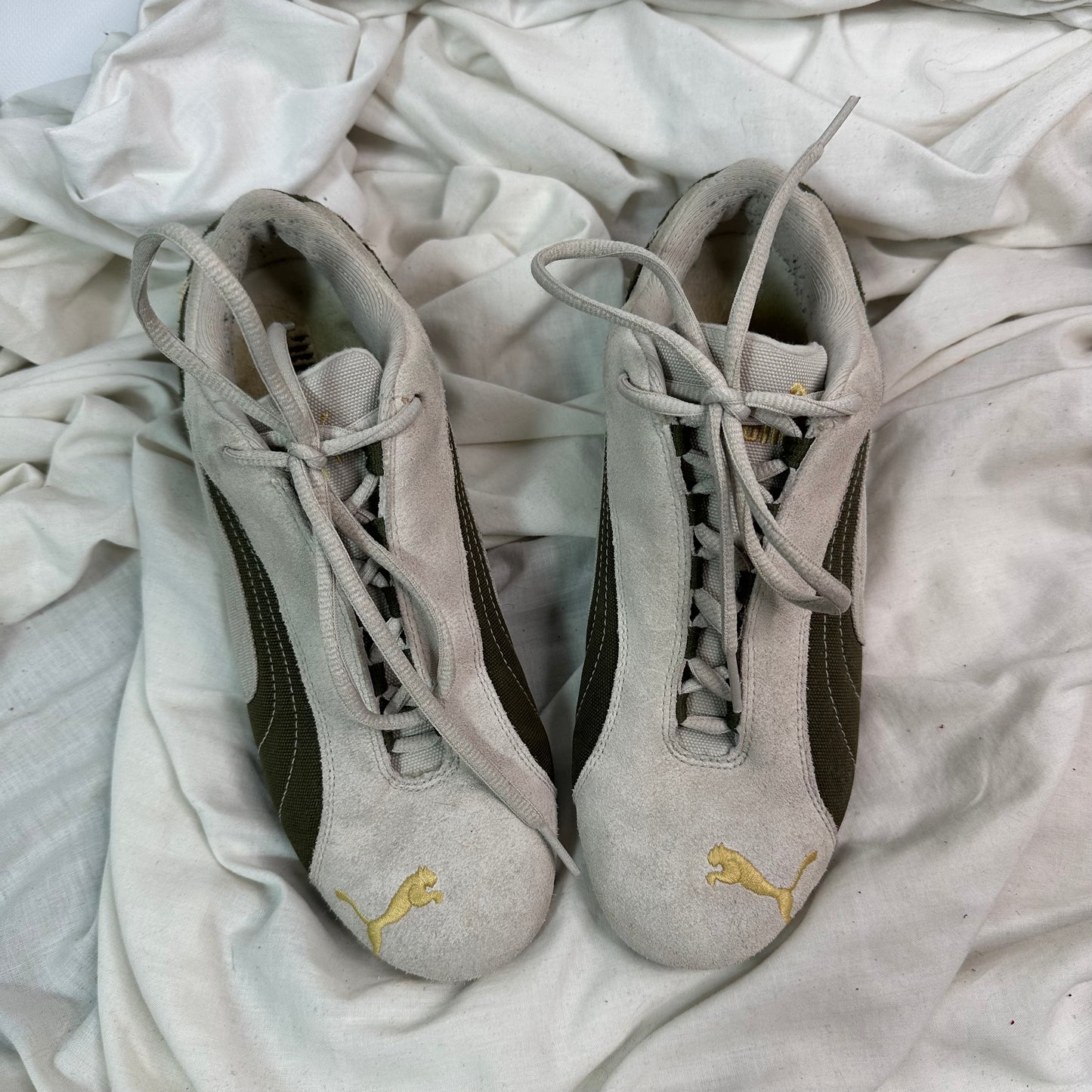 Vintage Khaki Puma Sneakers