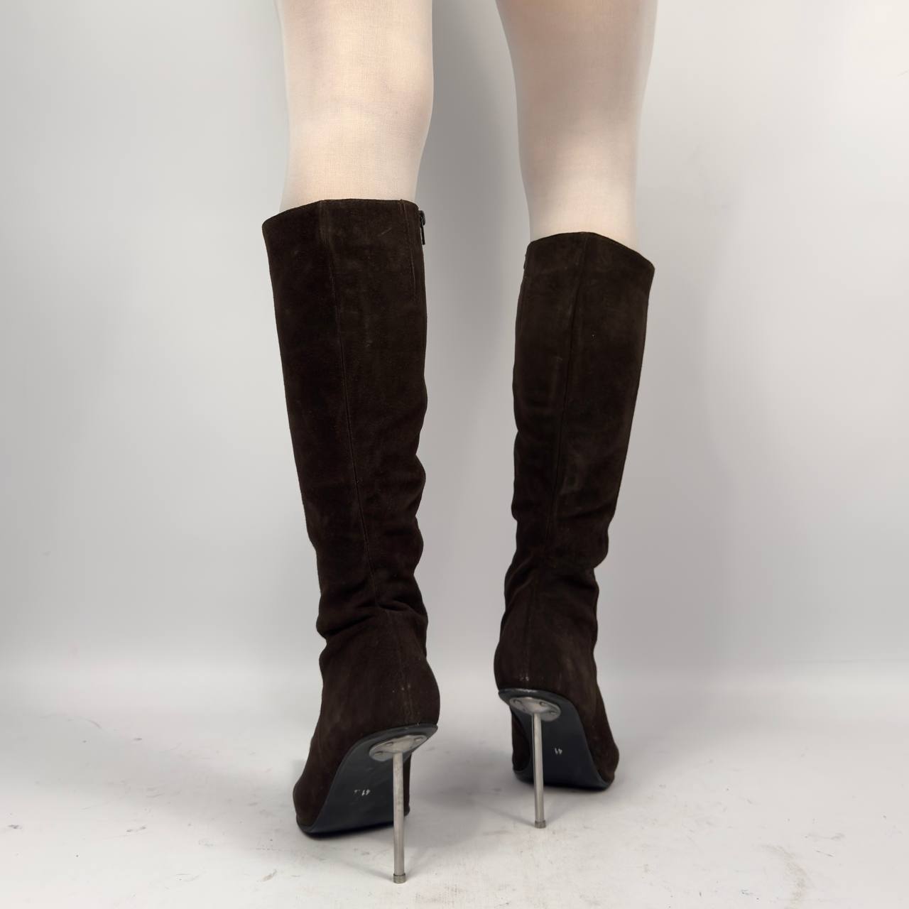 Vintage Brown Suede Boots — 41