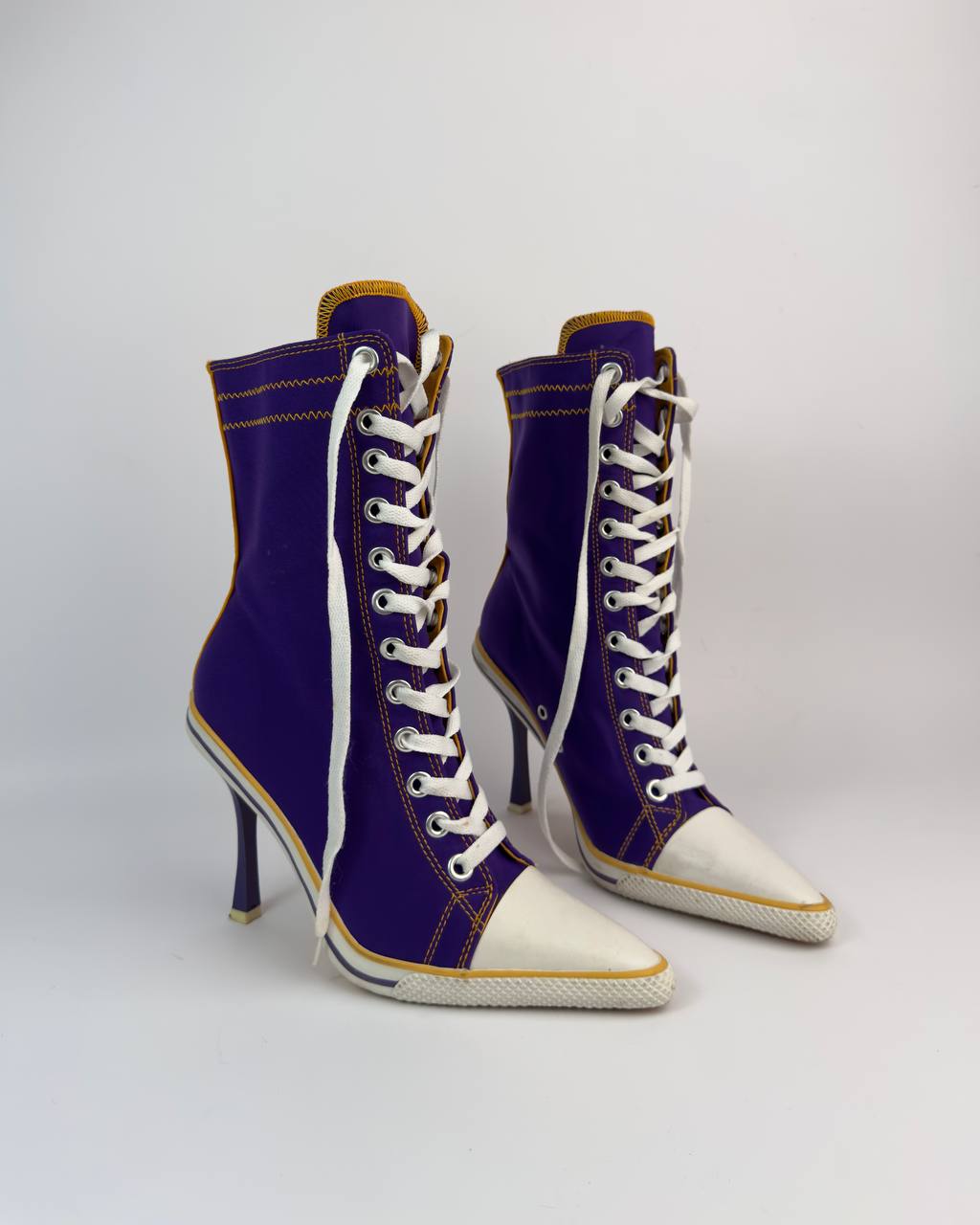 Vintage 00s Sneaker Heels — 37.5/38