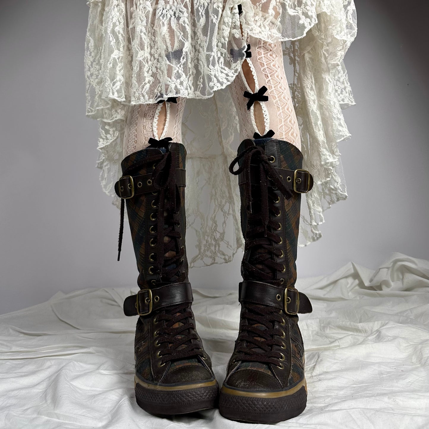 Converse Vintage Buckle Plaid Boots 38/39