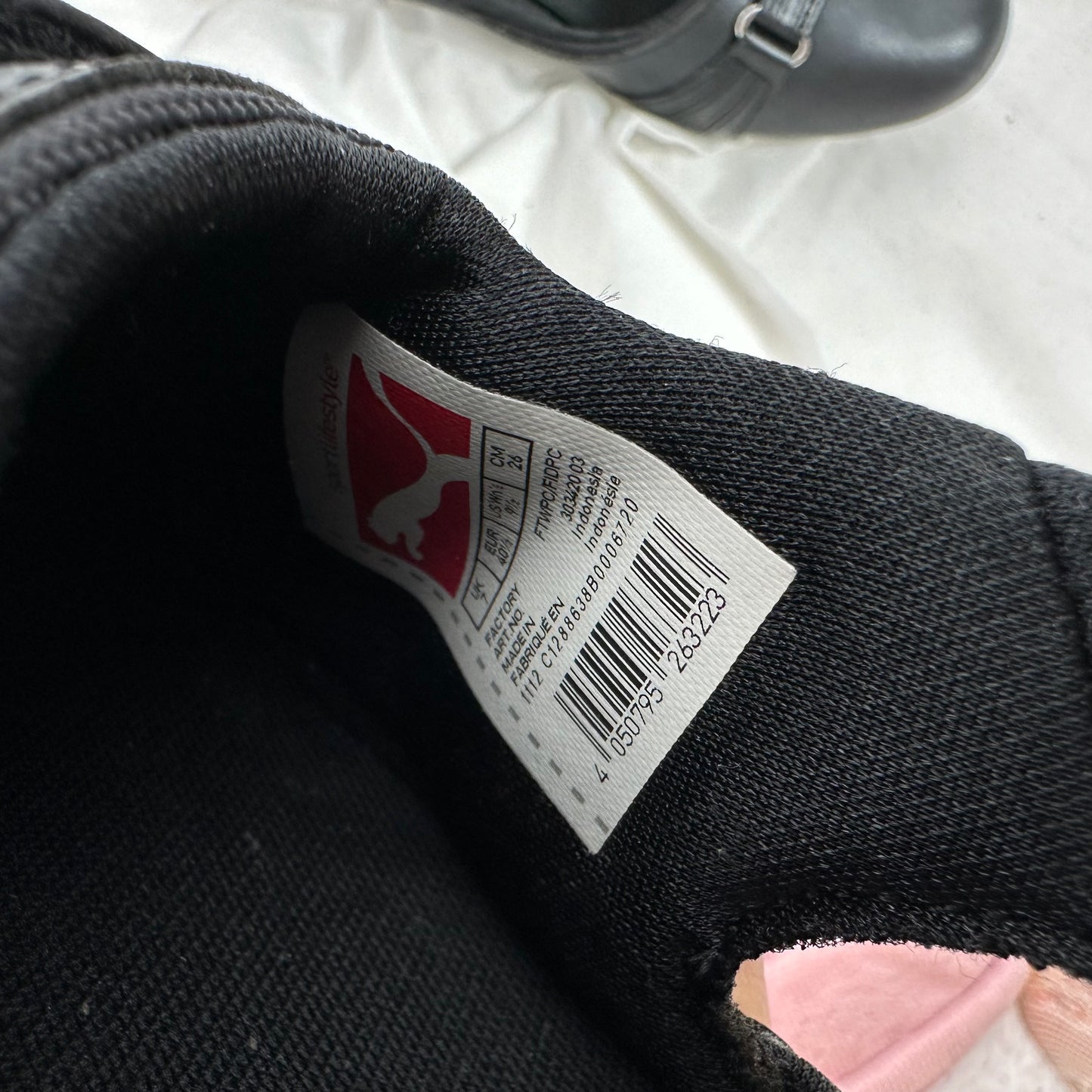 Puma Archive 2000 Ballet Flats 39/40