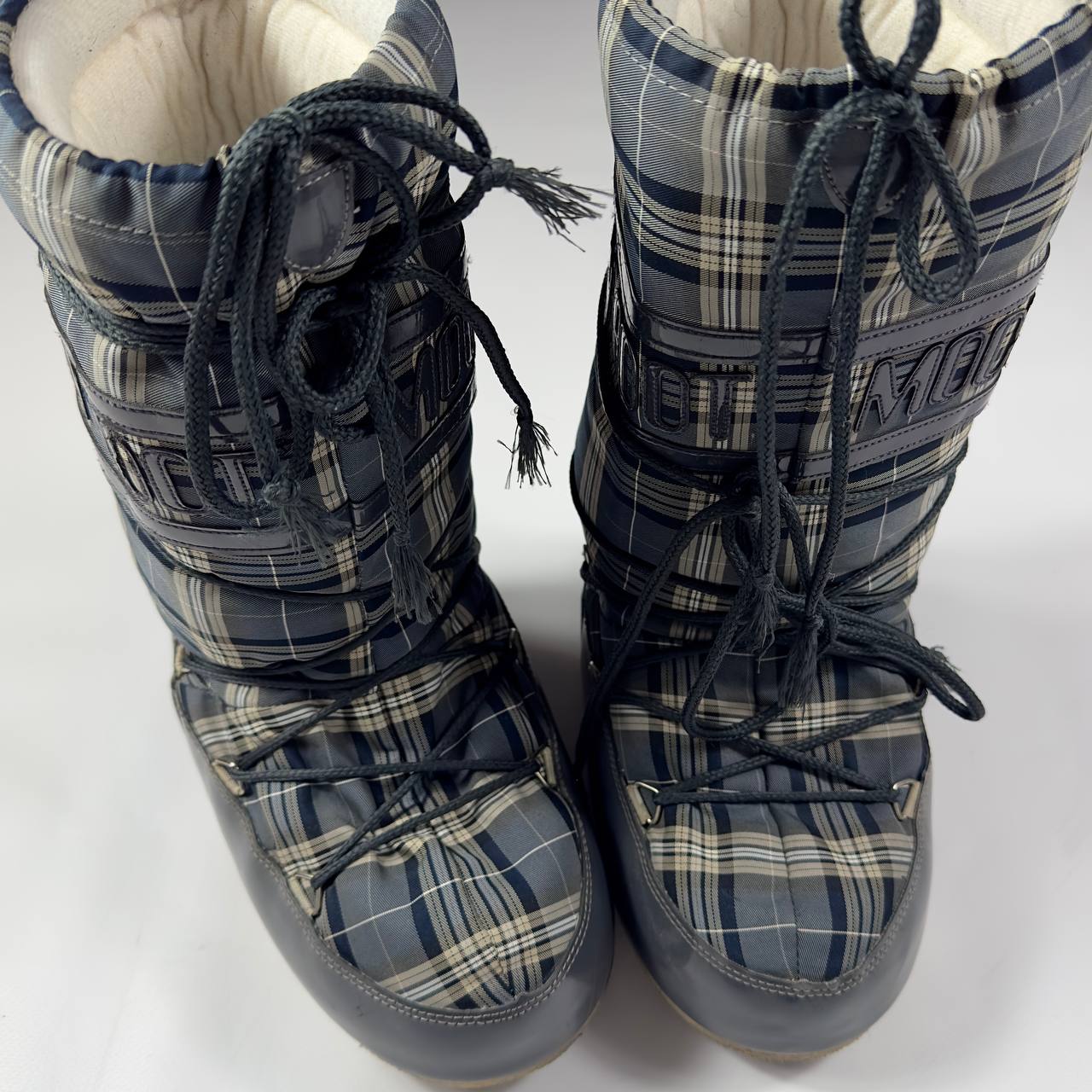 Vintage Plaid Moon Boots Original