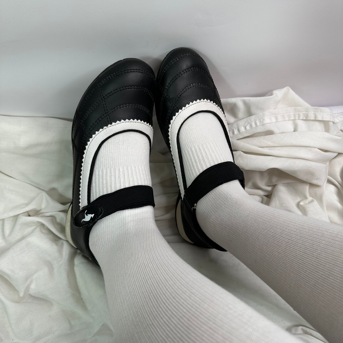 Kangaroos Vintage Ballet Flats