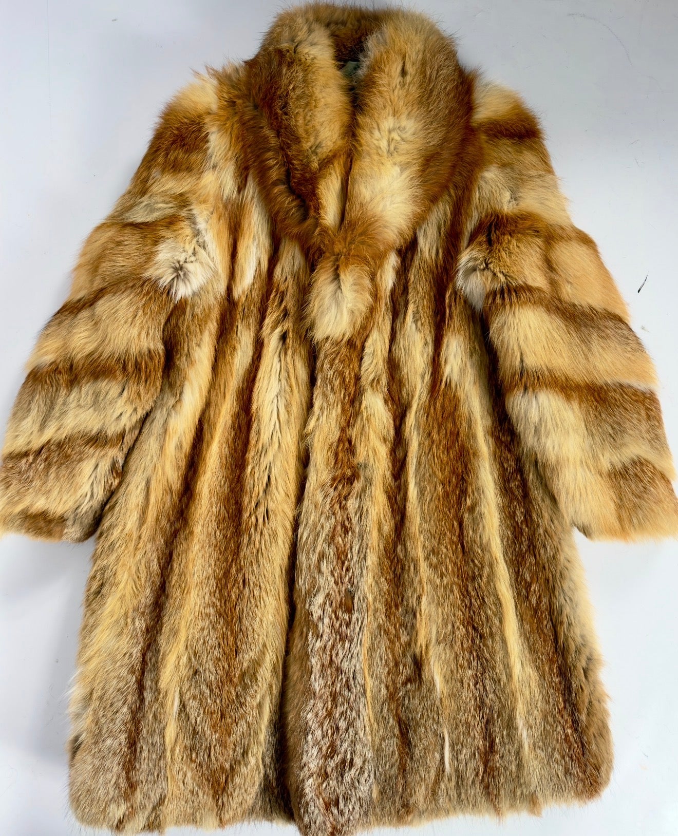 Vintage Red Fox Fluffy Fur Coat — M/XL