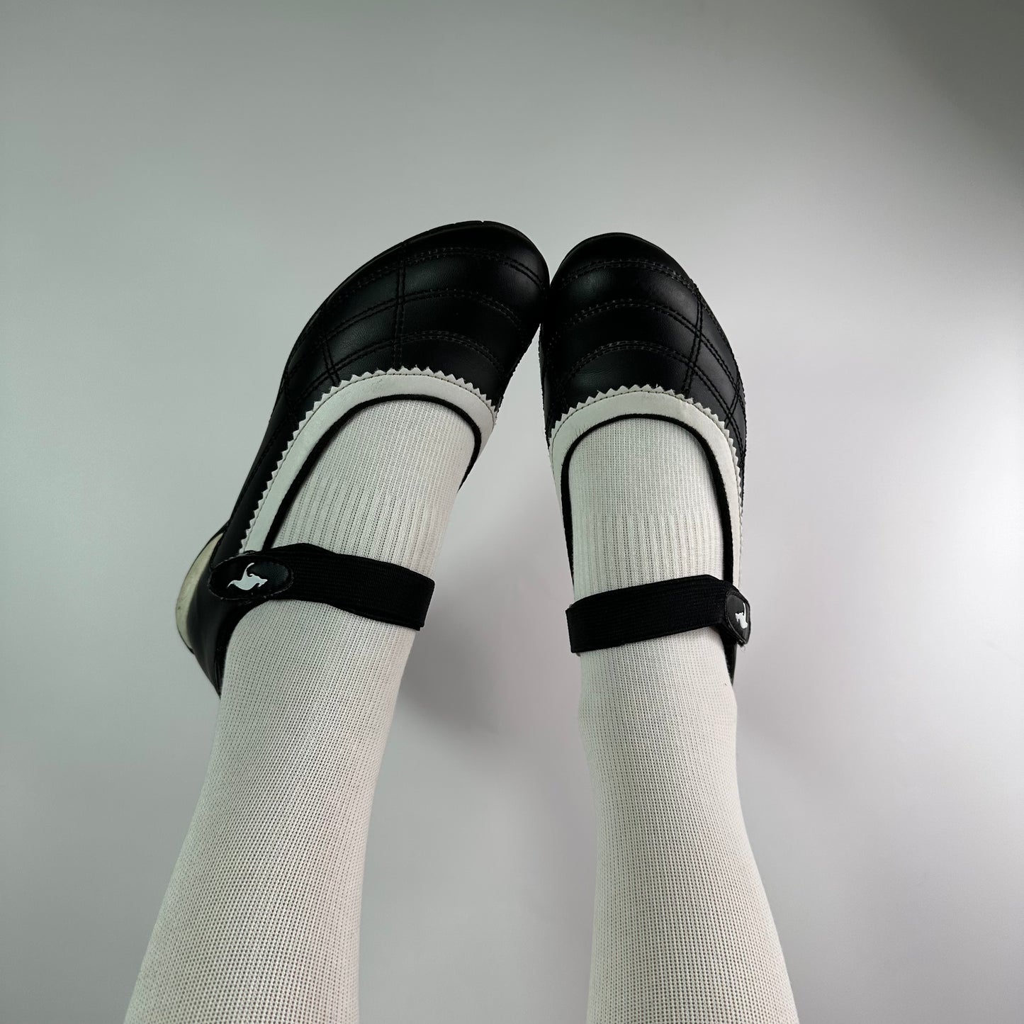 Kangaroos Vintage Ballet Flats
