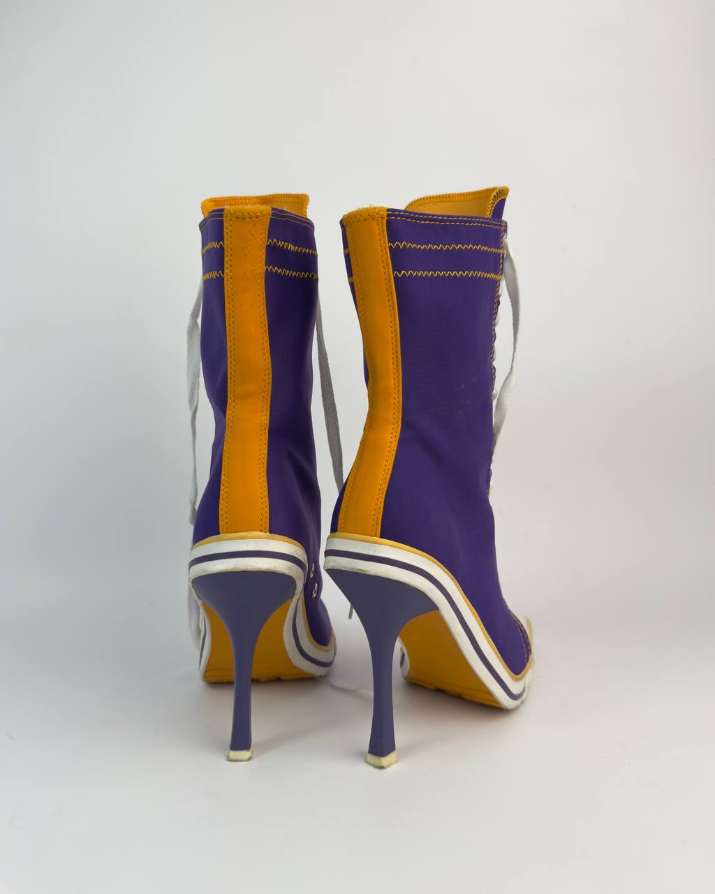 Vintage 00s Sneaker Heels — 37.5/38