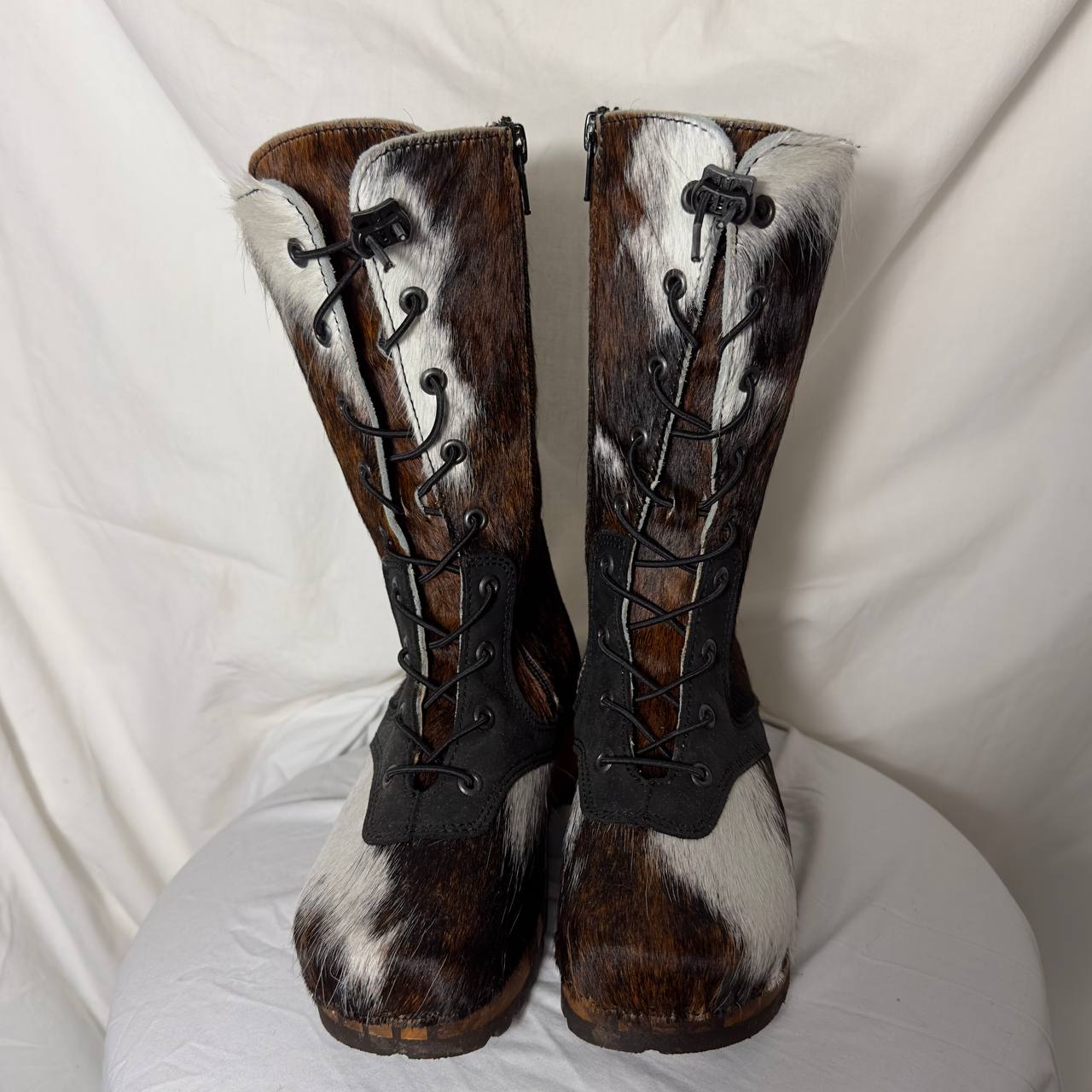 Vintage Lace Up Fur Boots 36/37