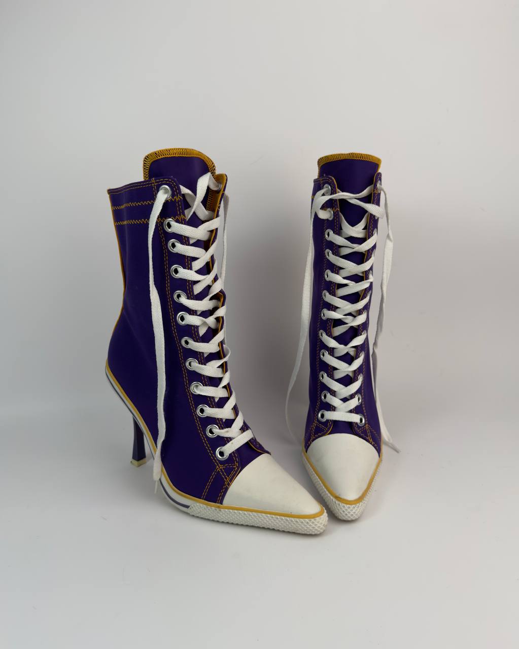 Vintage 00s Sneaker Heels — 37.5/38