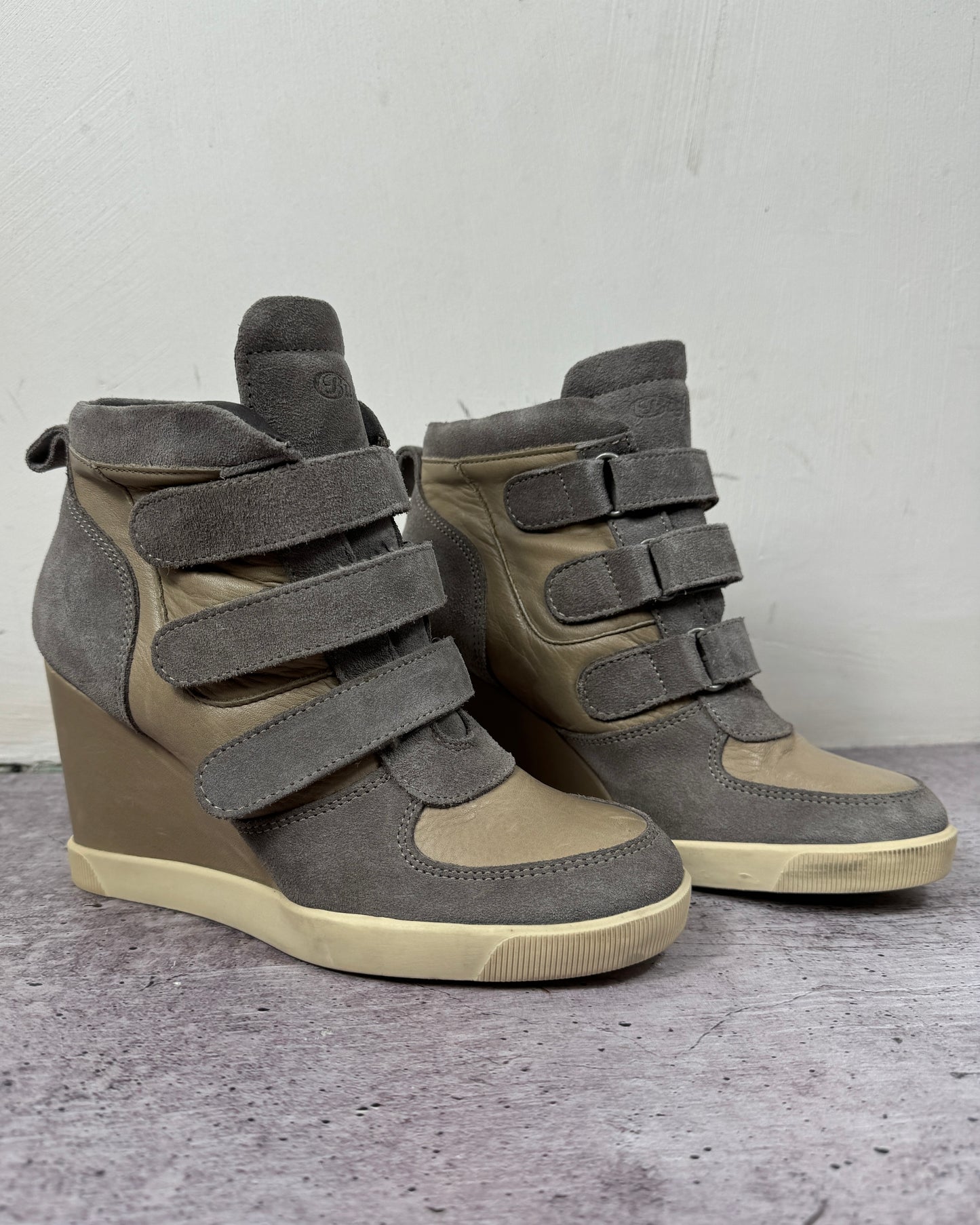 Buffalo Vintage Wedge Sneakers 39/39.5