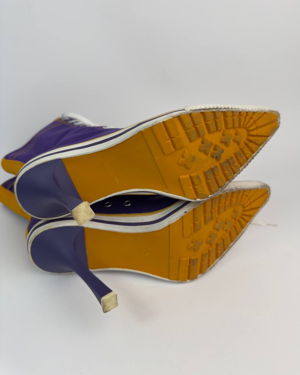 Vintage 00s Sneaker Heels — 37.5/38