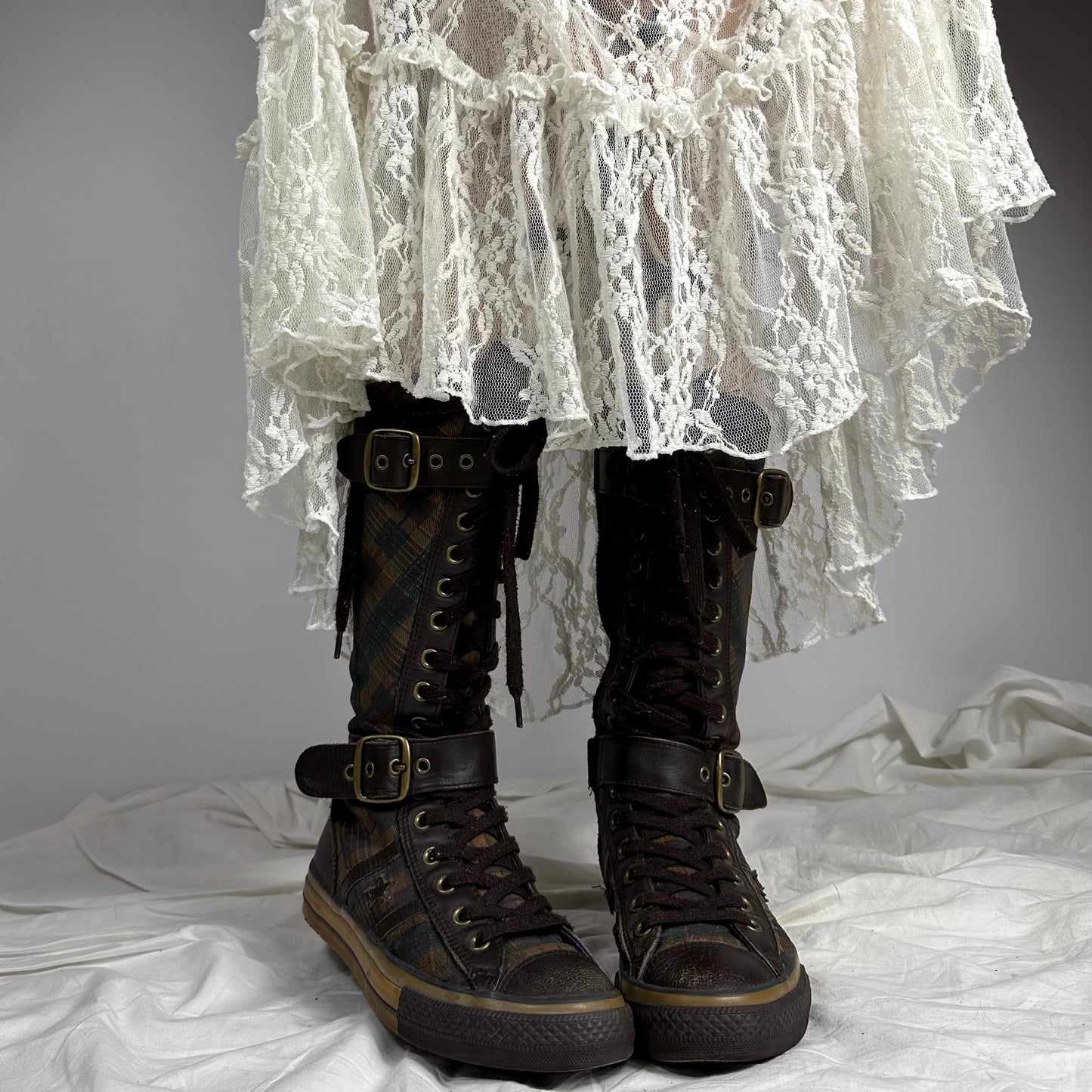 Converse Vintage Buckle Plaid Boots 38/39