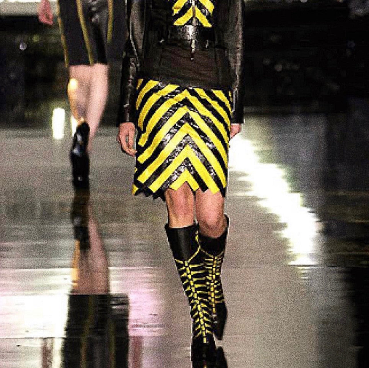 Roberto Cavalli fall/winter 2000 Spine Boots