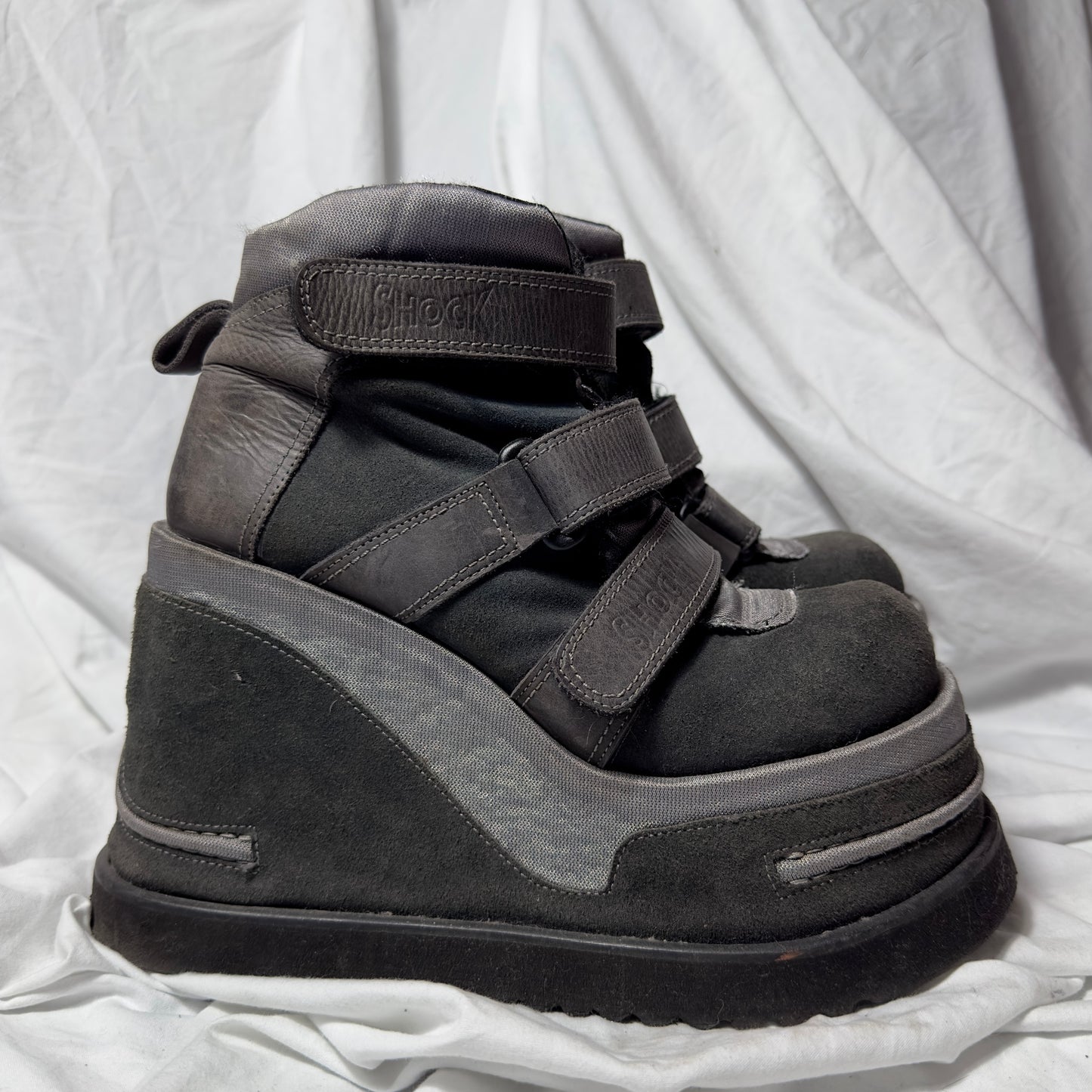 Shock Vintage 90s chunky platform boots