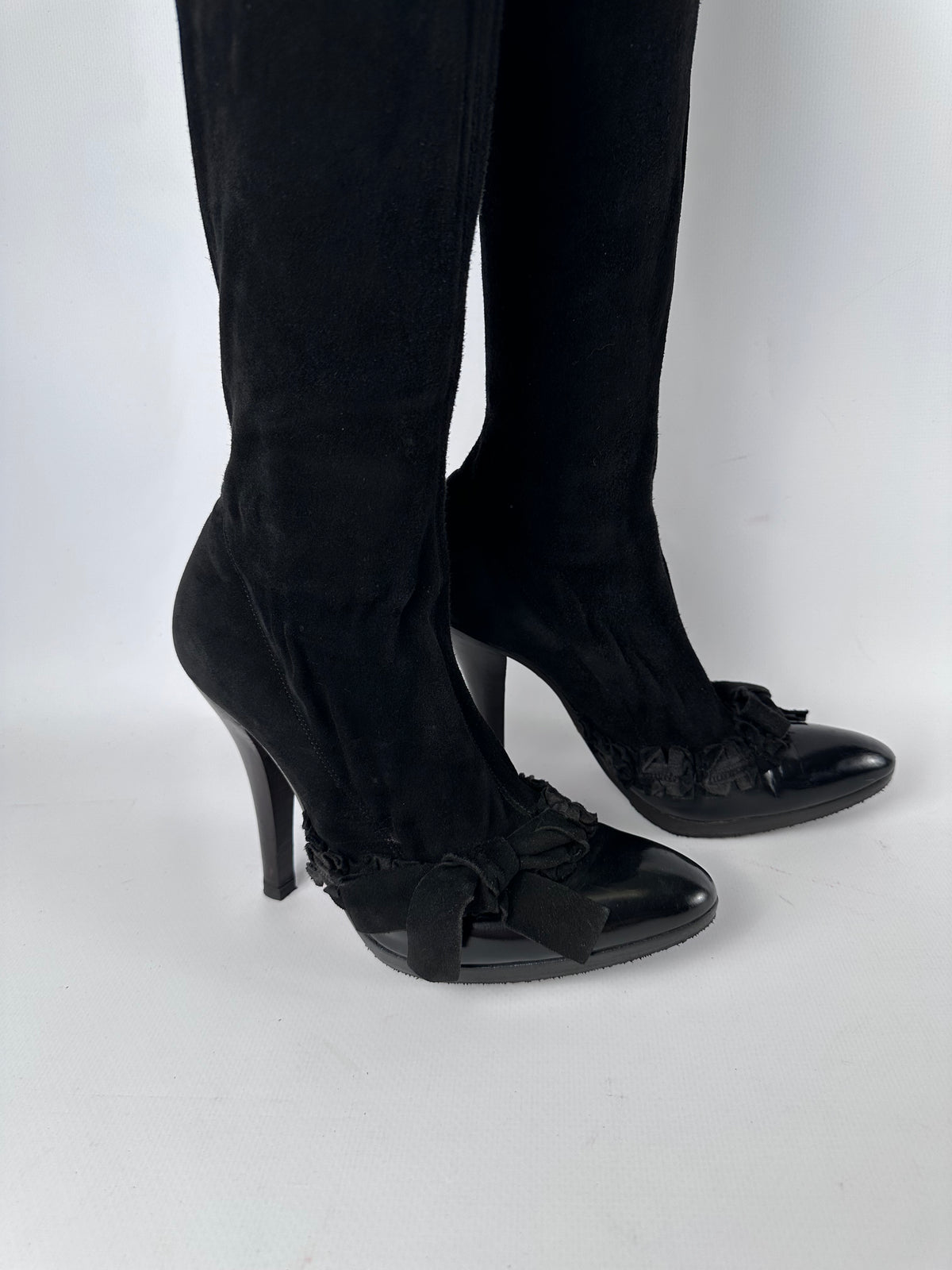 Tom Ford for Yves Saint Laurent F/W 2001 AD Campaign Over Knee Boots — 39