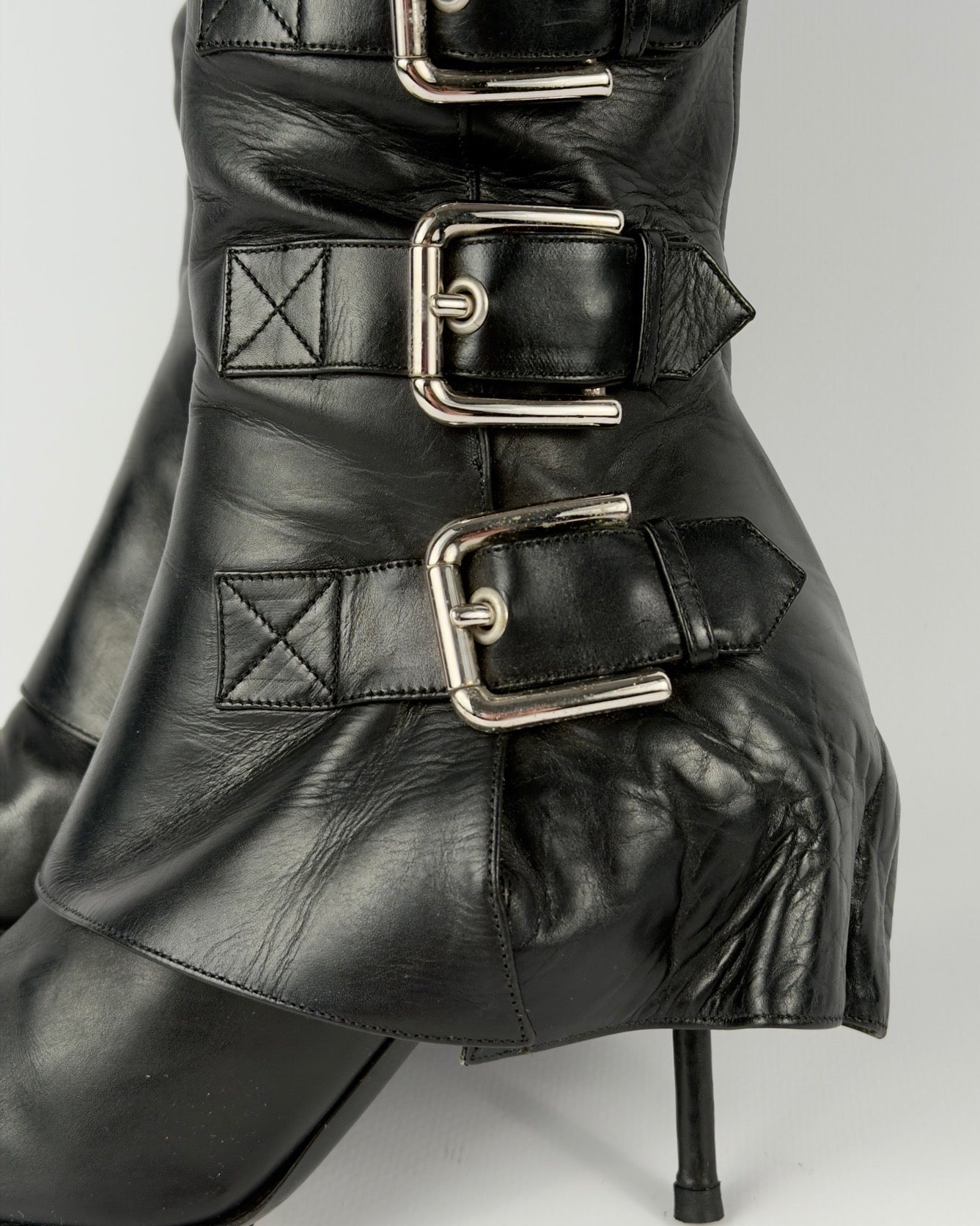 Dolce & Gabbana 2003 Buckle Heels — 36