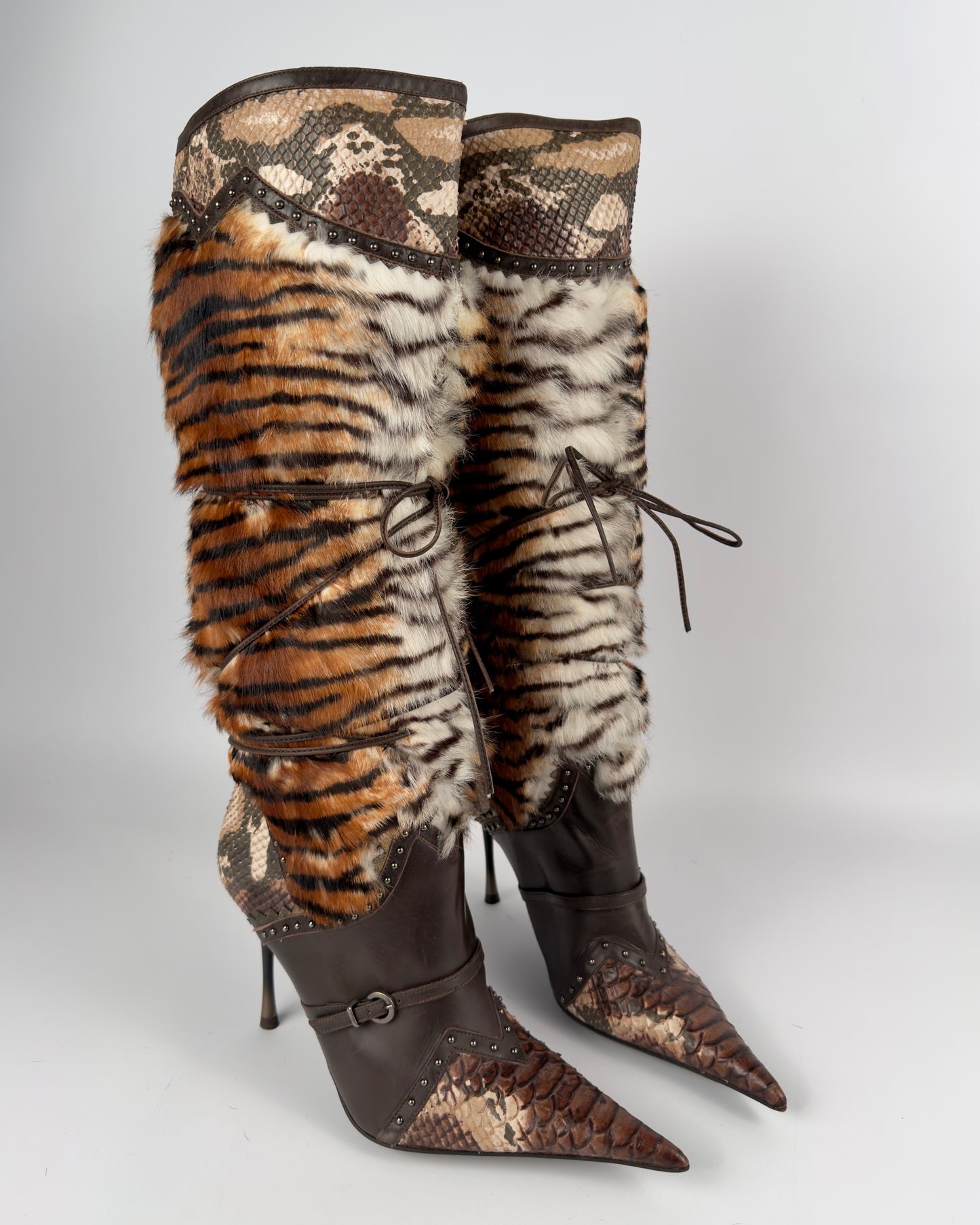 El Dante’s Couture Vintage Fur Boots — 39