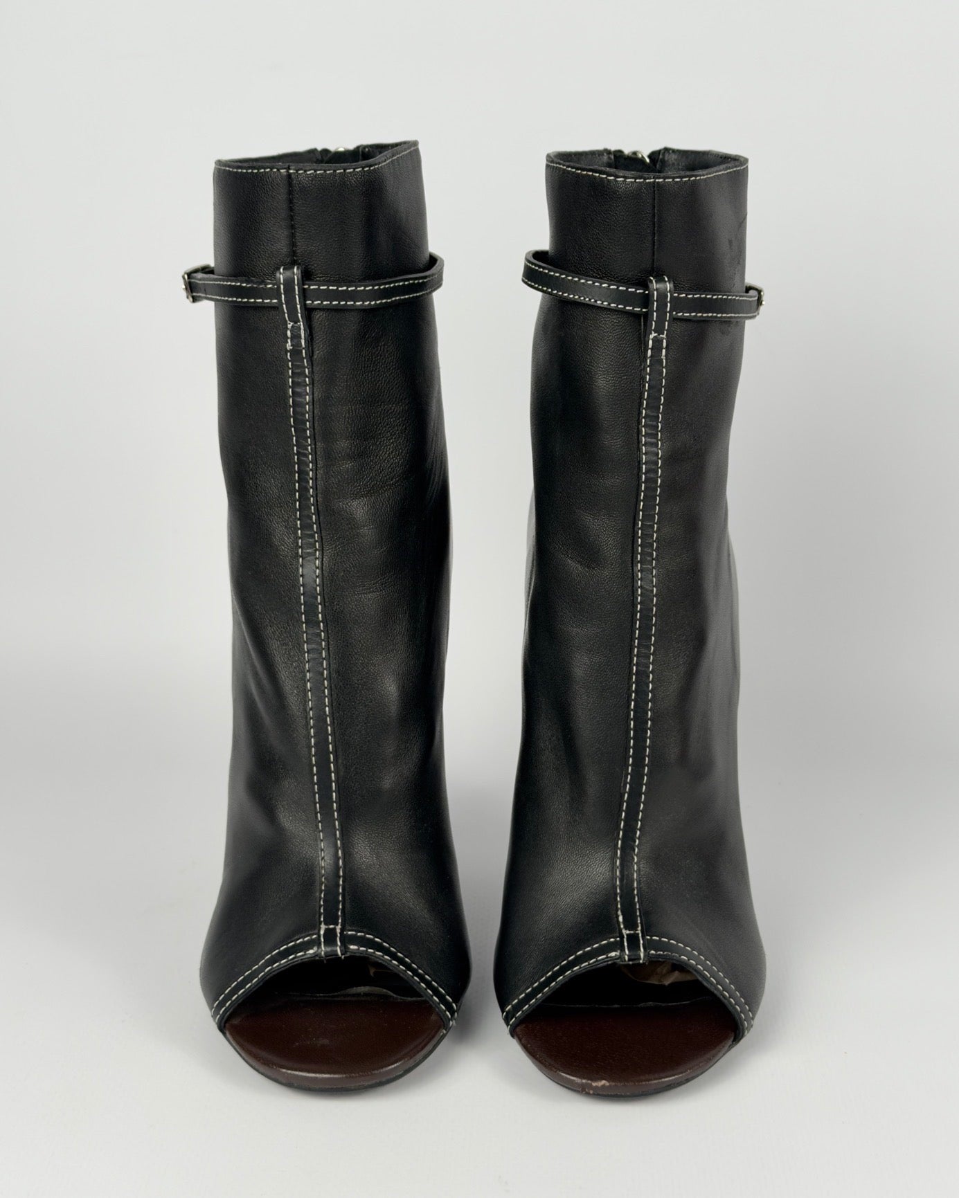 Givenchy S/S 2015 Narlia Runway Leather Ankle Boots — 39