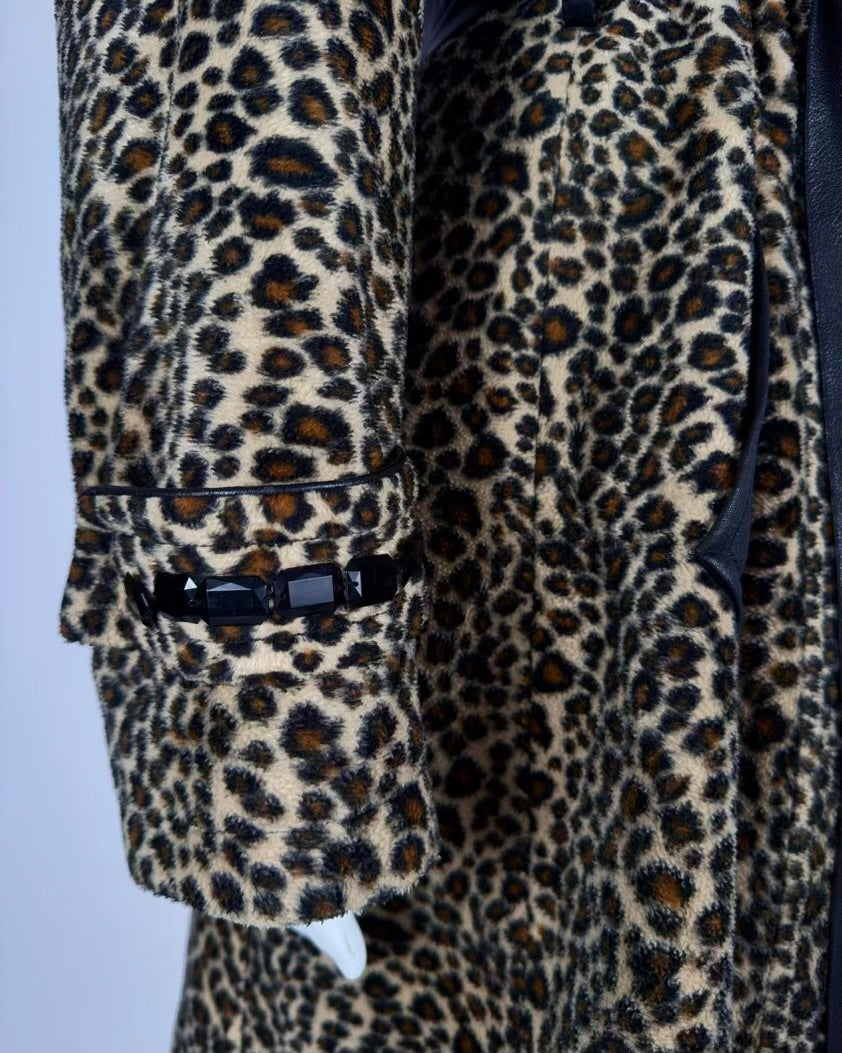 Vintage Faux Fur Coat with Fur Collar — S/M