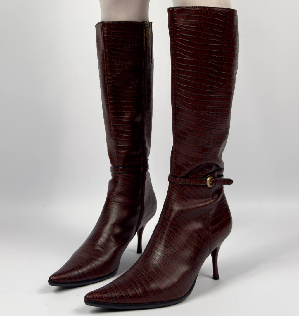 Vintage Leather Boots — 40