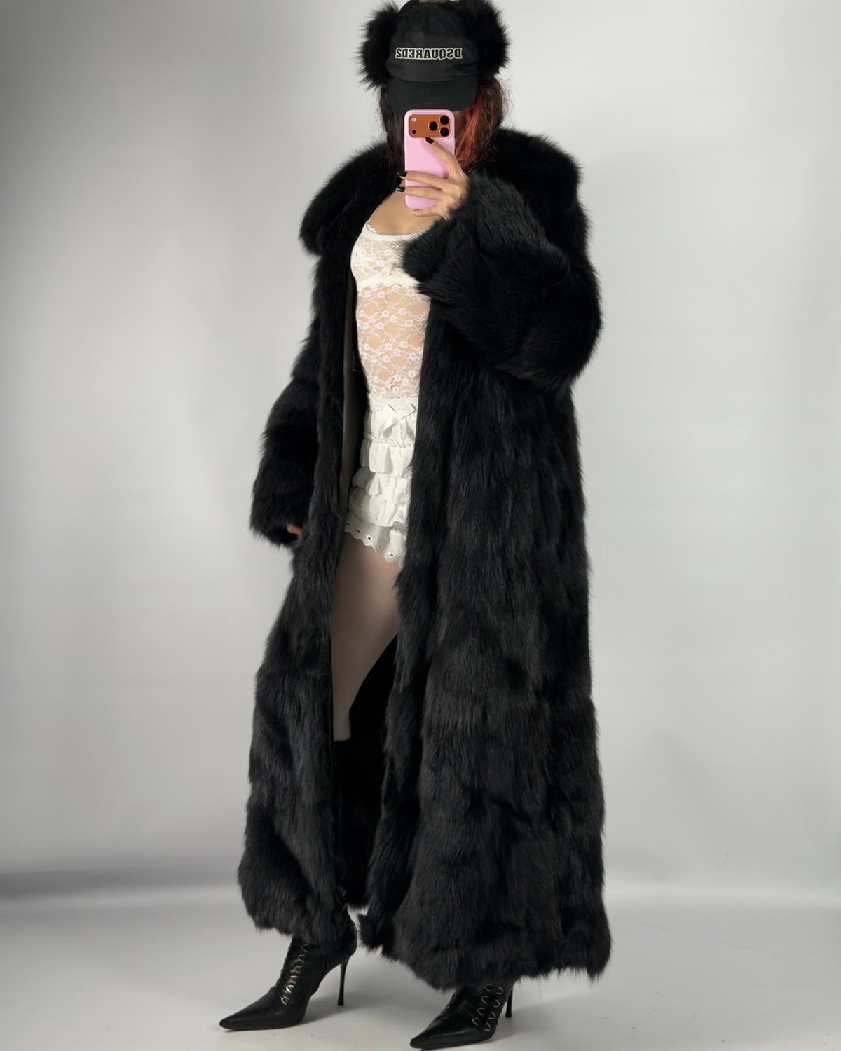 Vintage Fox Fur Lightweight Fluffy Coat — S/XL