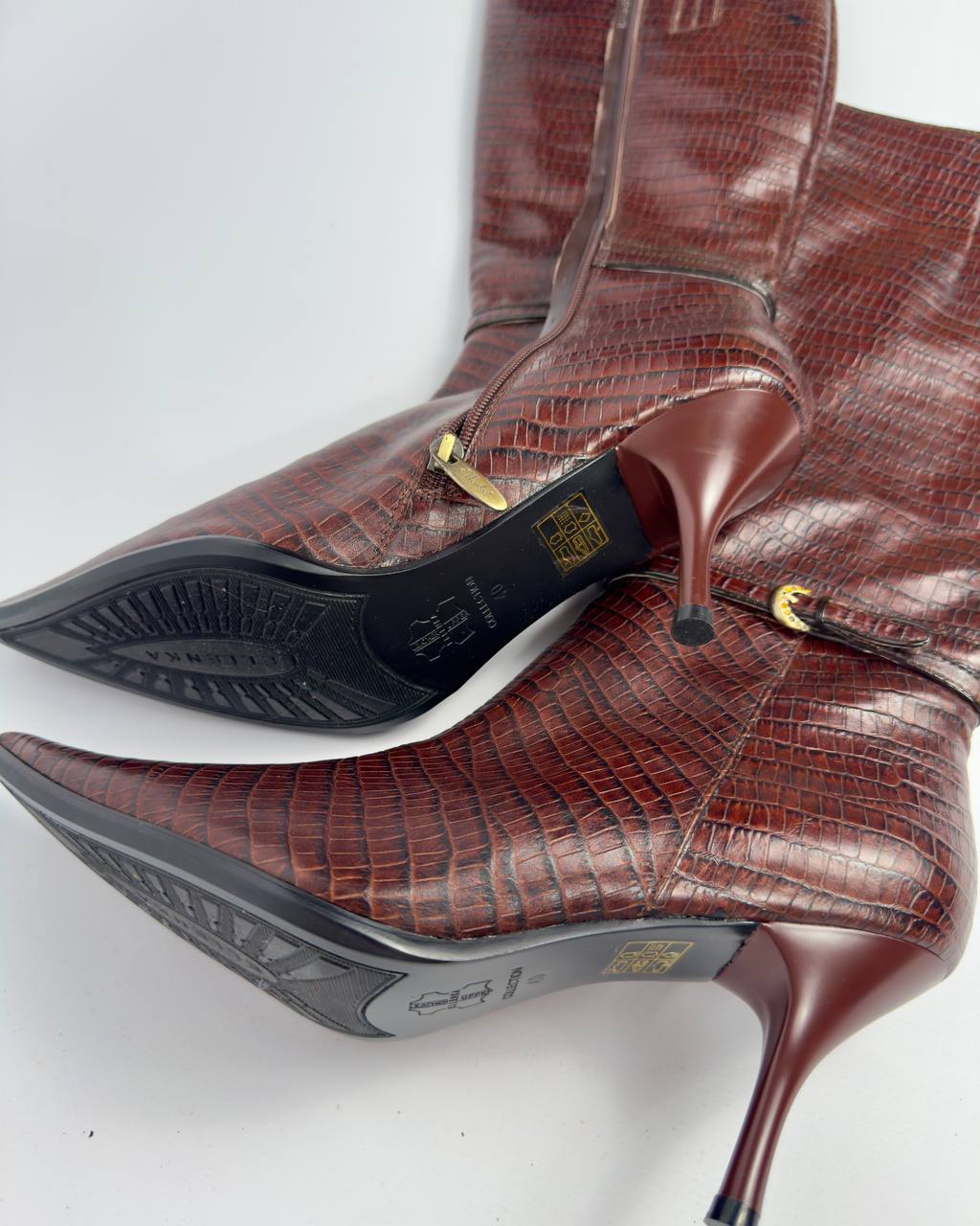 Vintage Leather Boots — 40