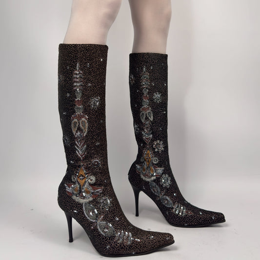 Vintage Embroidered Boots — 38.5