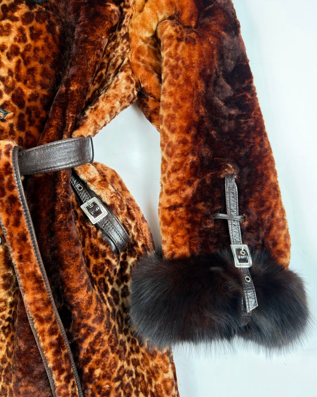 Vintage Fur Coat — M