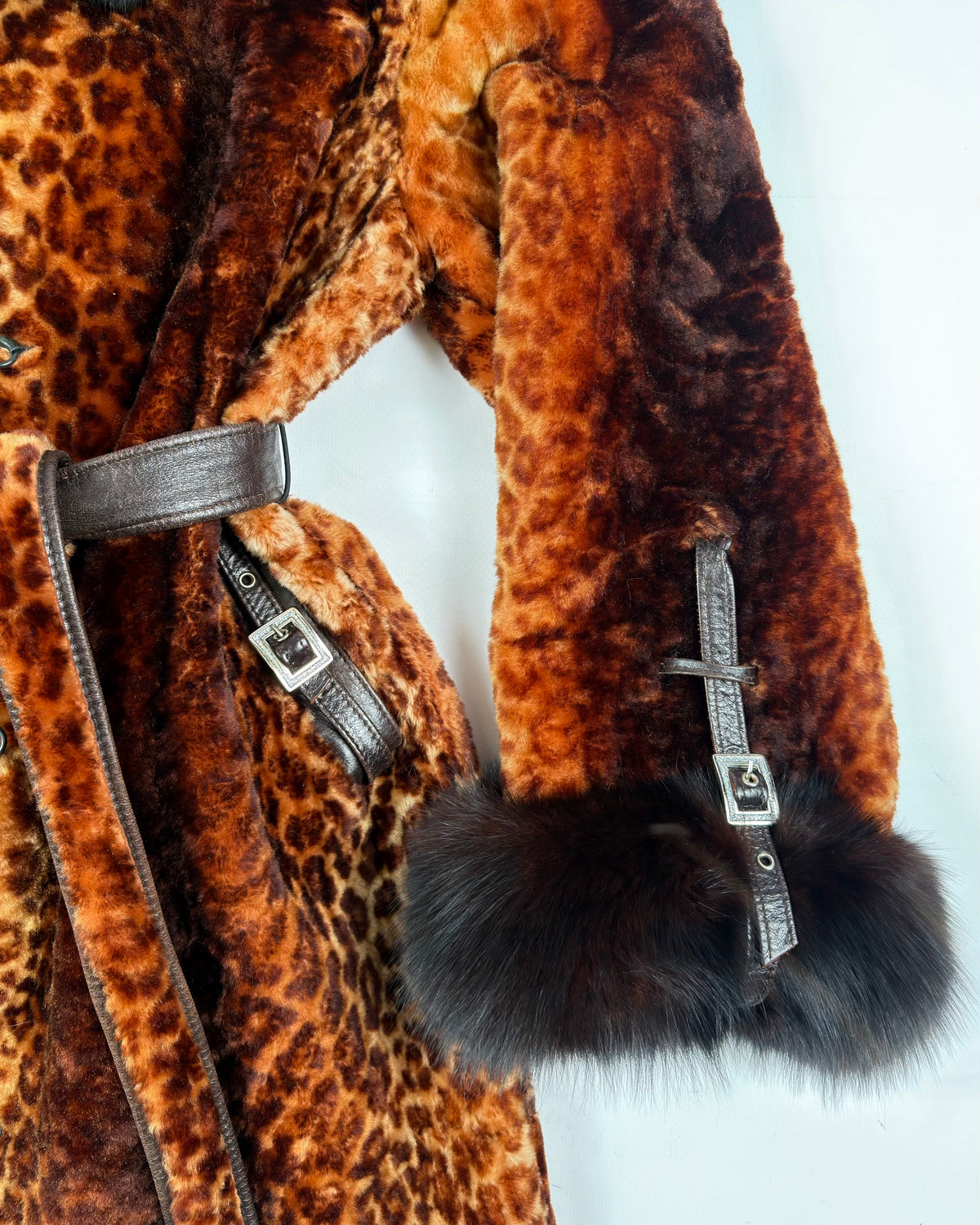 Vintage Fur Coat — M