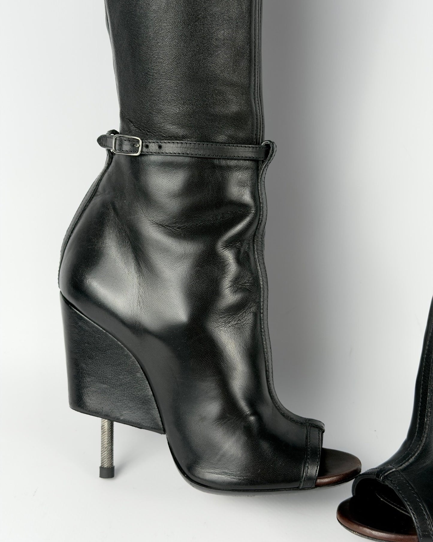 Givenchy S/S 2015 Narlia Runway Leather Boots — 37/37.5