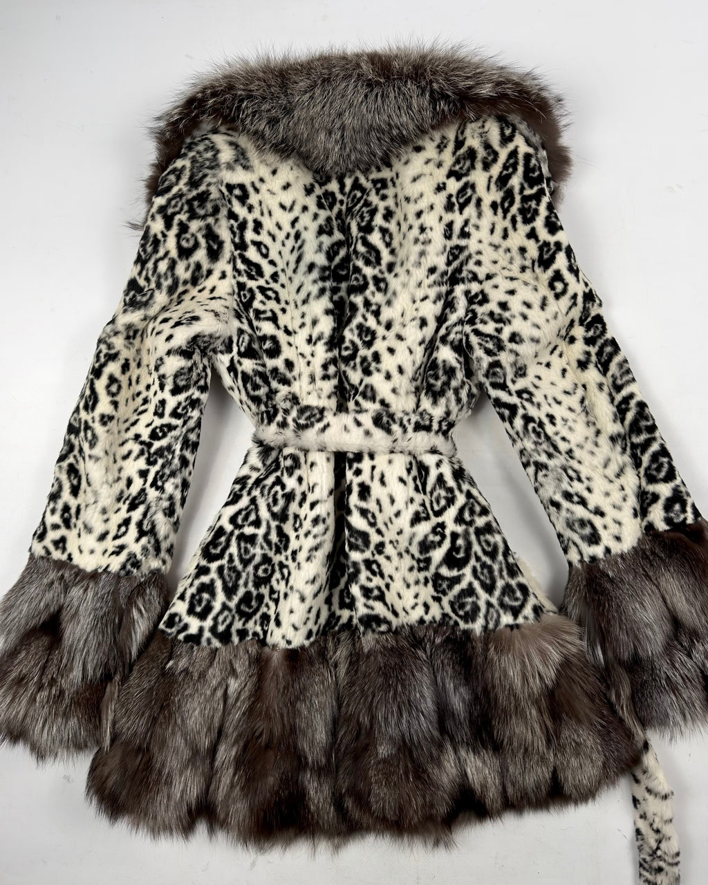 Vintage Fur Jacket — M