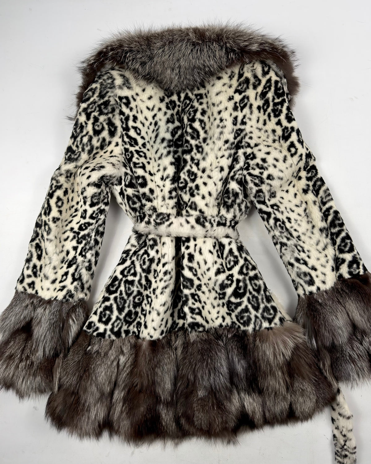 Vintage Fur Jacket — M