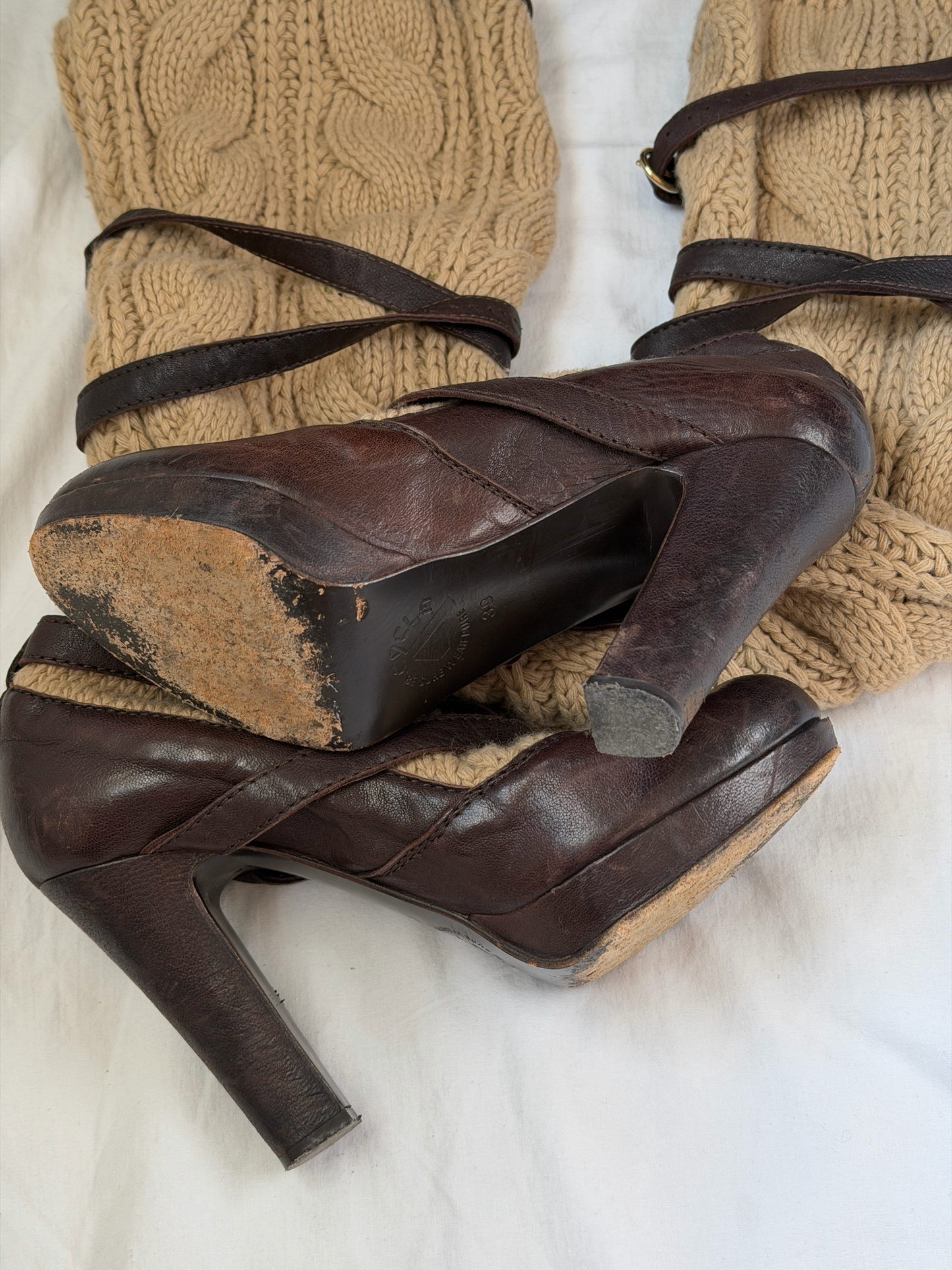Vintage Knit Buckle Boots — 38/39