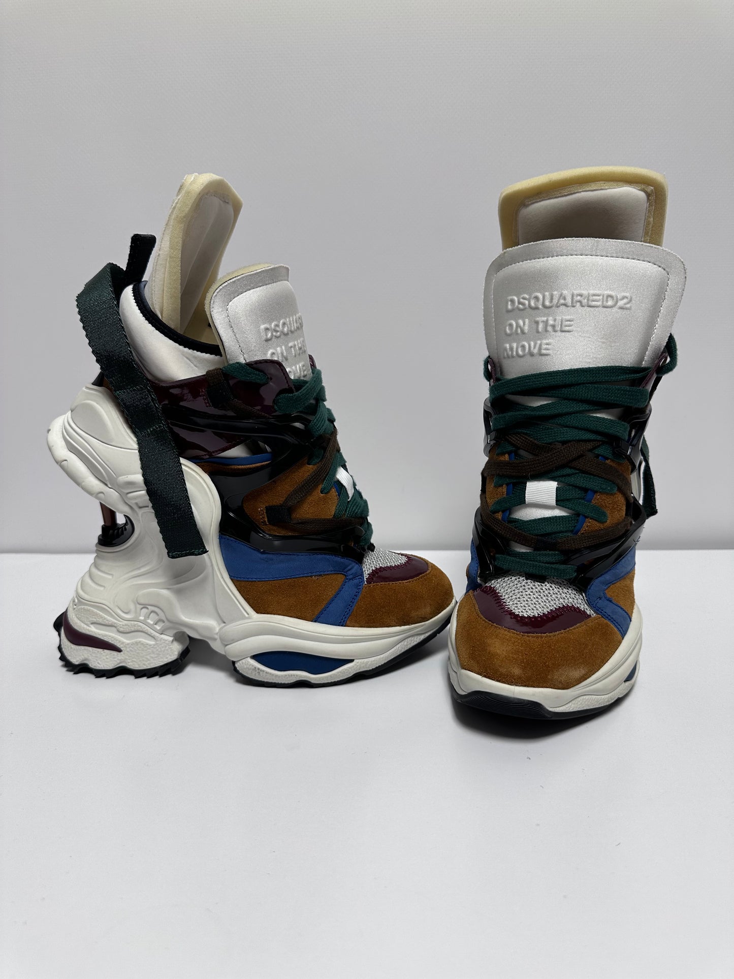 Dsquared2 S/S 2019 The Giant Sneaker Heels — 39