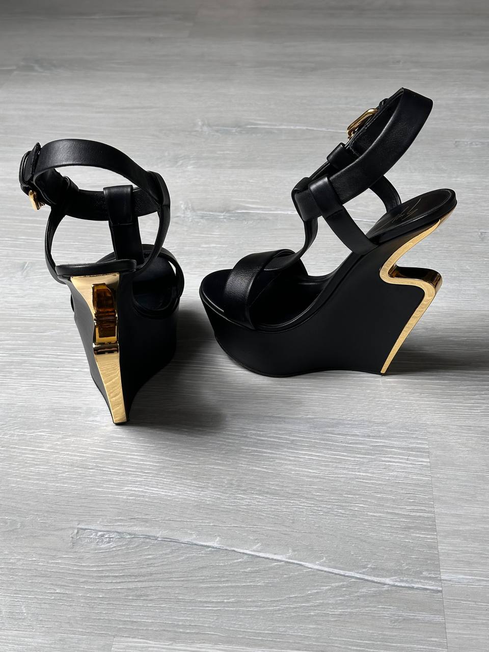 Giuseppe Zanotti Wedge Heels — 36
