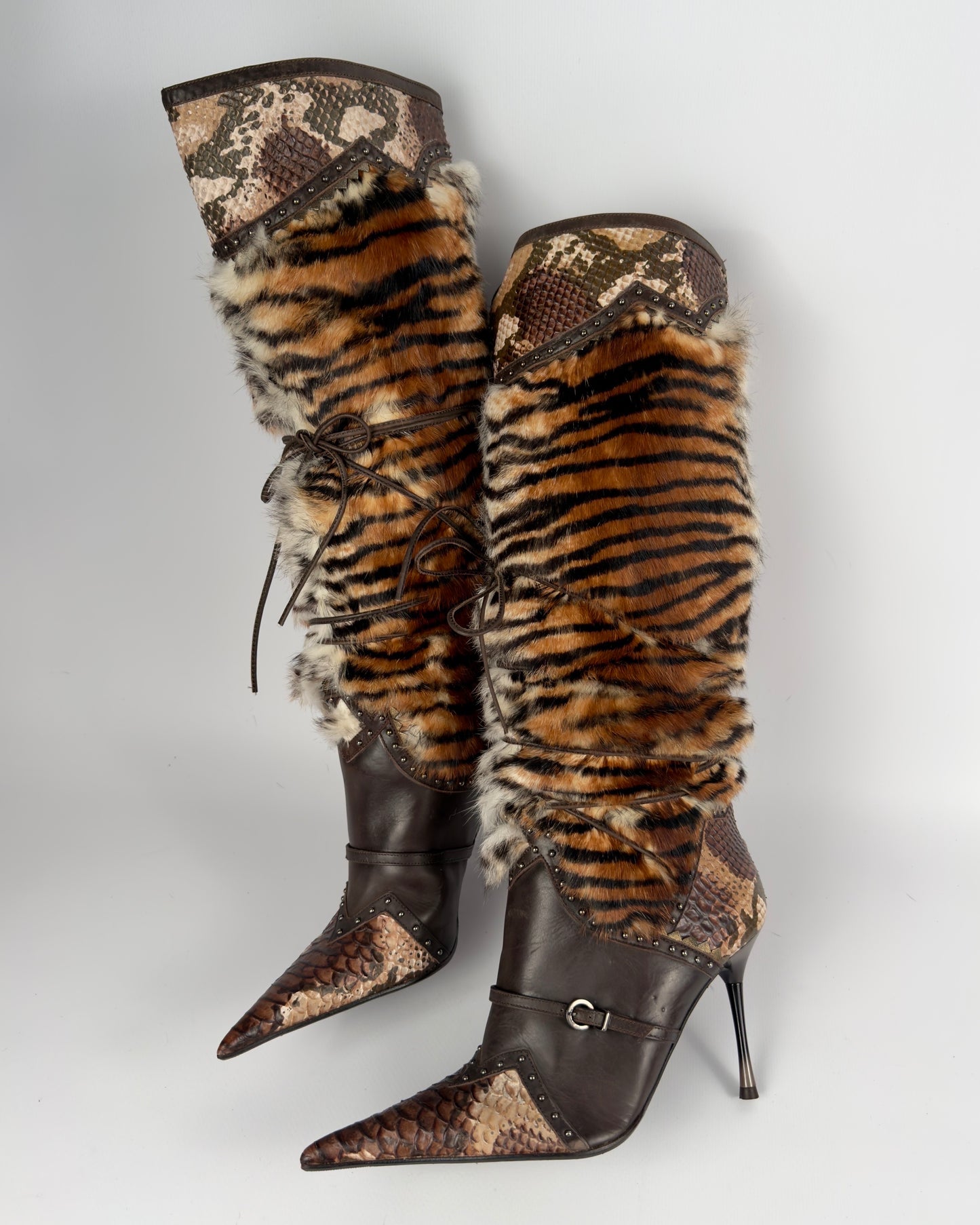 El Dante’s Couture Vintage Fur Boots — 39