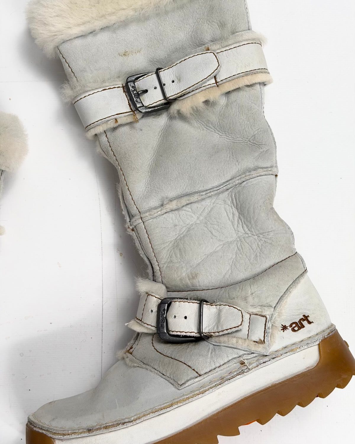 The Art Company Vintage Buckle Winter Alaska Boots — 37