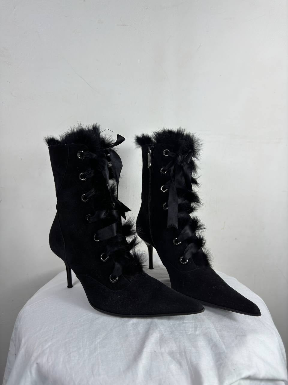 Vintage Italian Lace Up Boots — 36