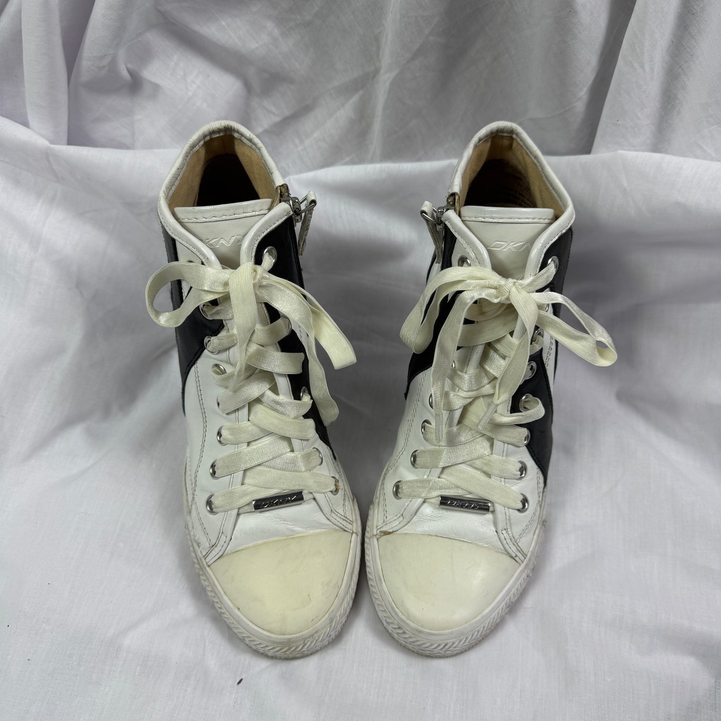 DKNY Vintage Wedge Sneakers 39.5/40