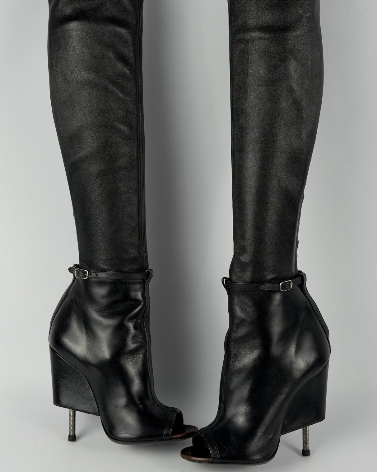 Givenchy S/S 2015 Narlia Runway Leather Boots — 37/37.5