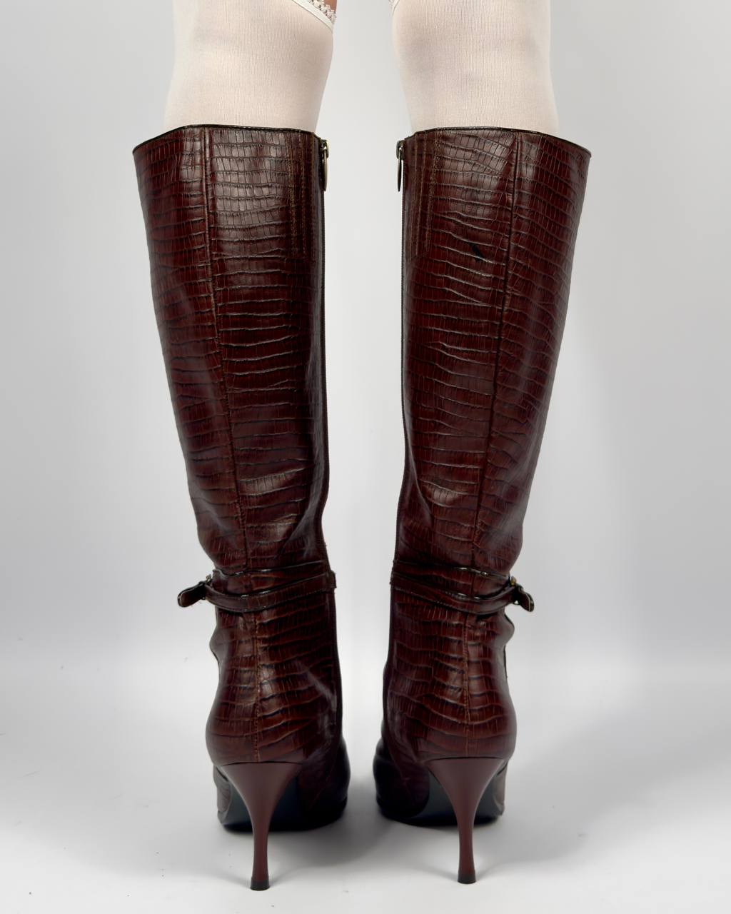 Vintage Leather Boots — 40