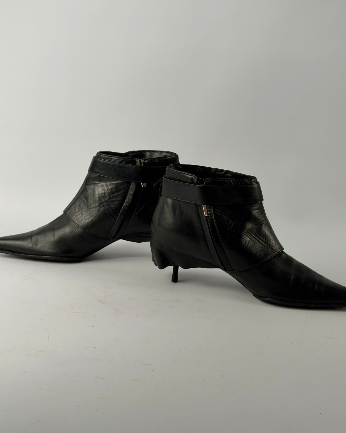 Dolce & Gabbana 2003 Buckle Boots — 37