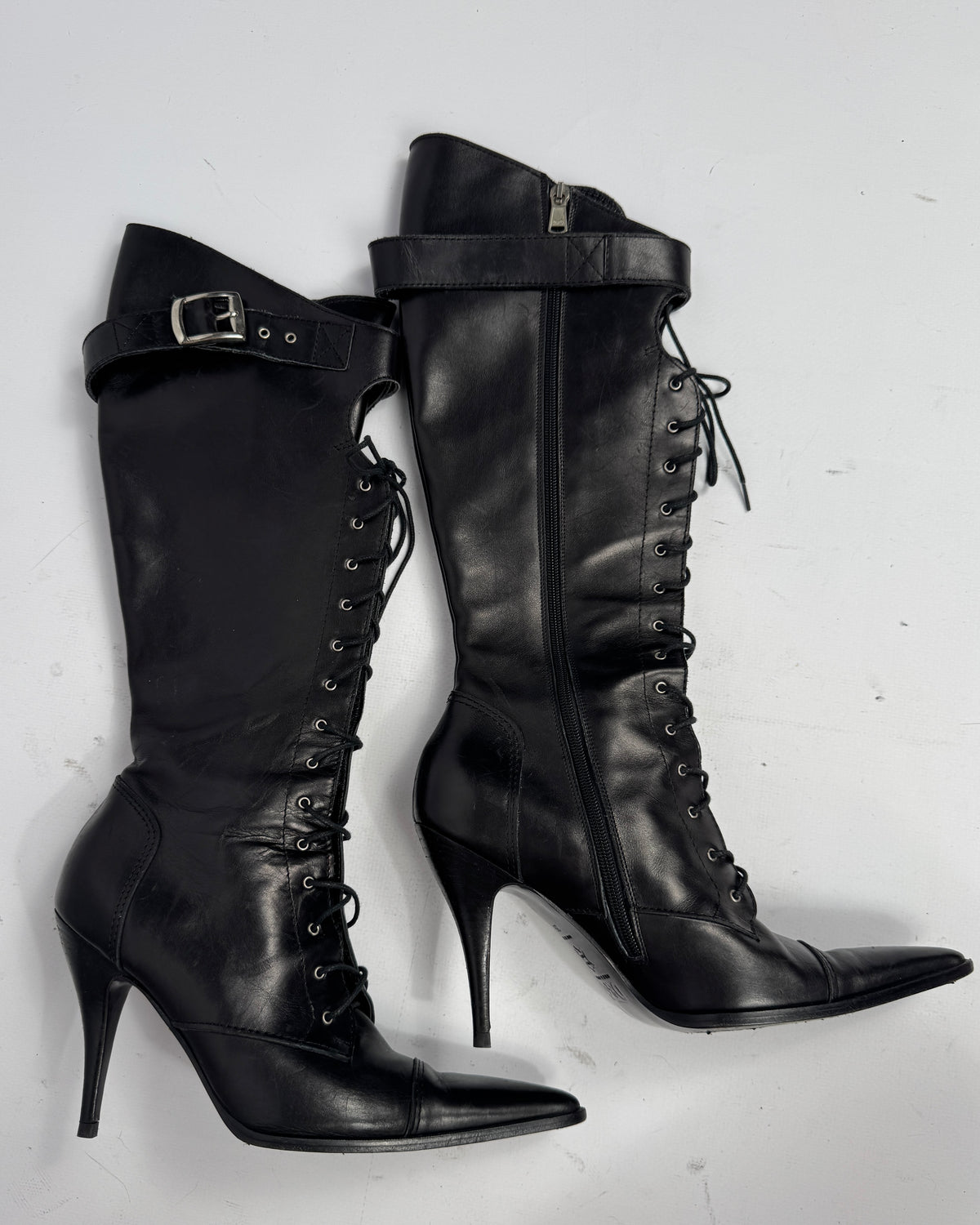 Dolce & Gabbana Vintage Leather Lace Up Boots — 39
