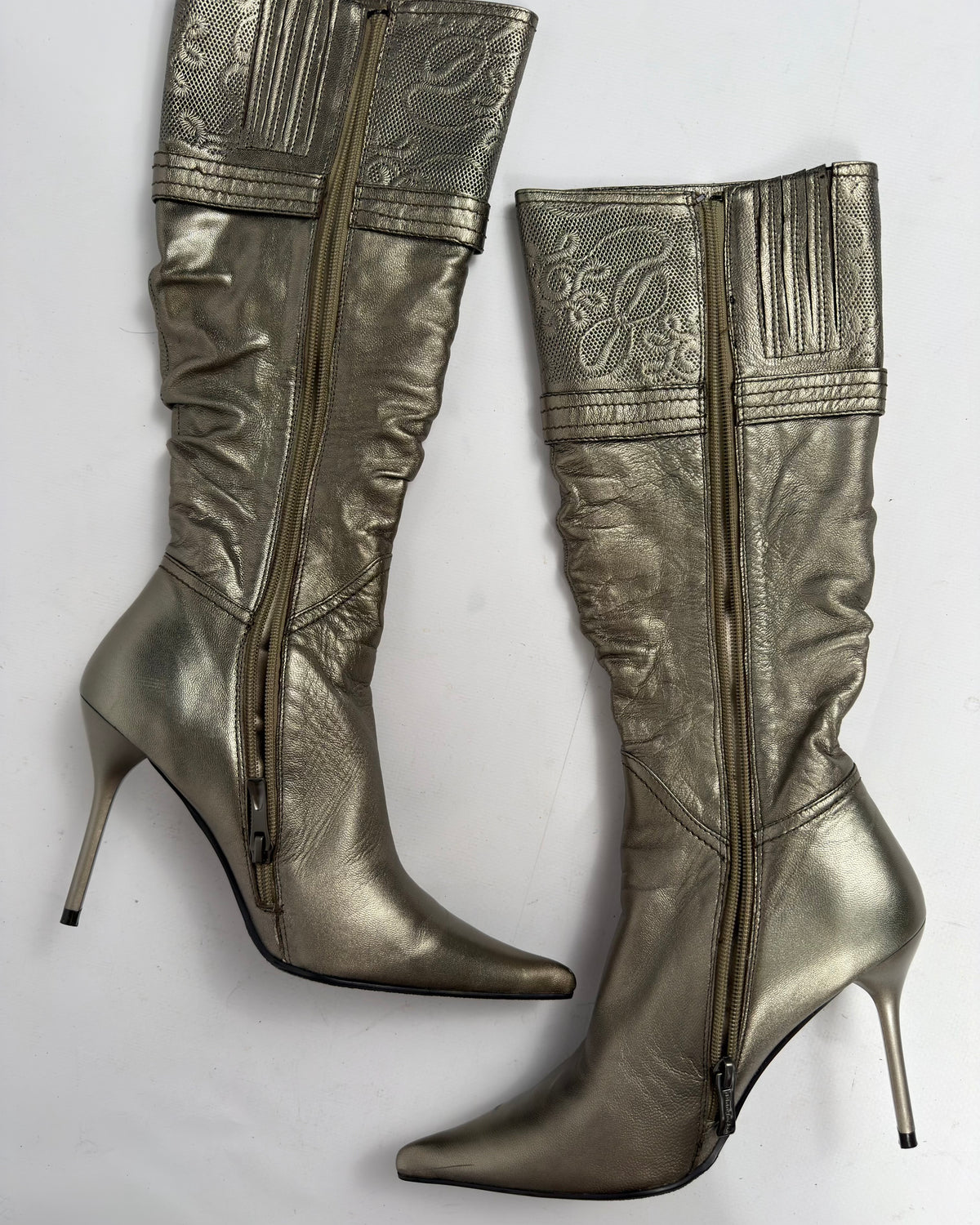 Vintage Leather Boots — 38
